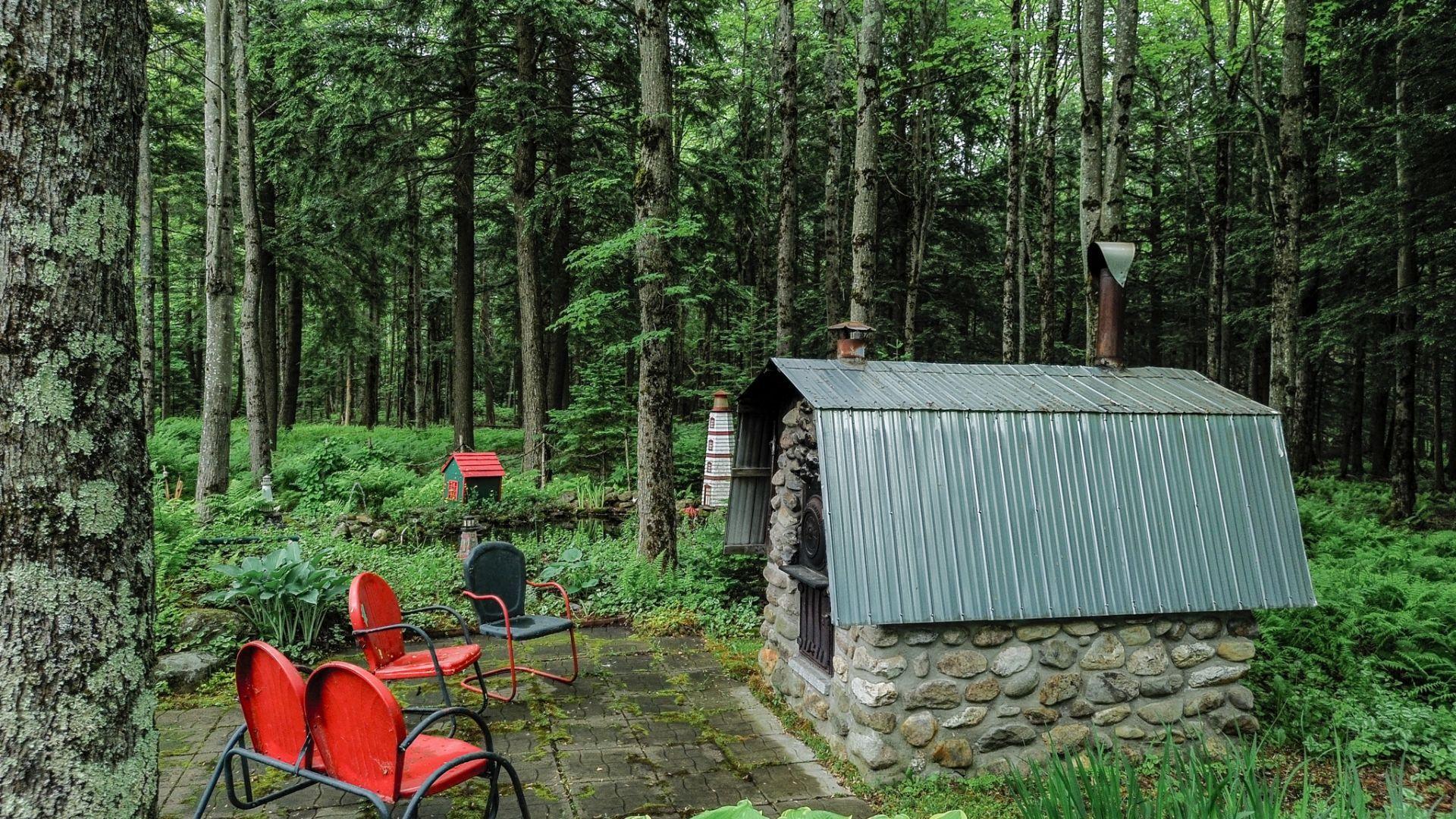 









235


Ch. de Fitch-Bay

,
Magog,




QC
J1X3W2

