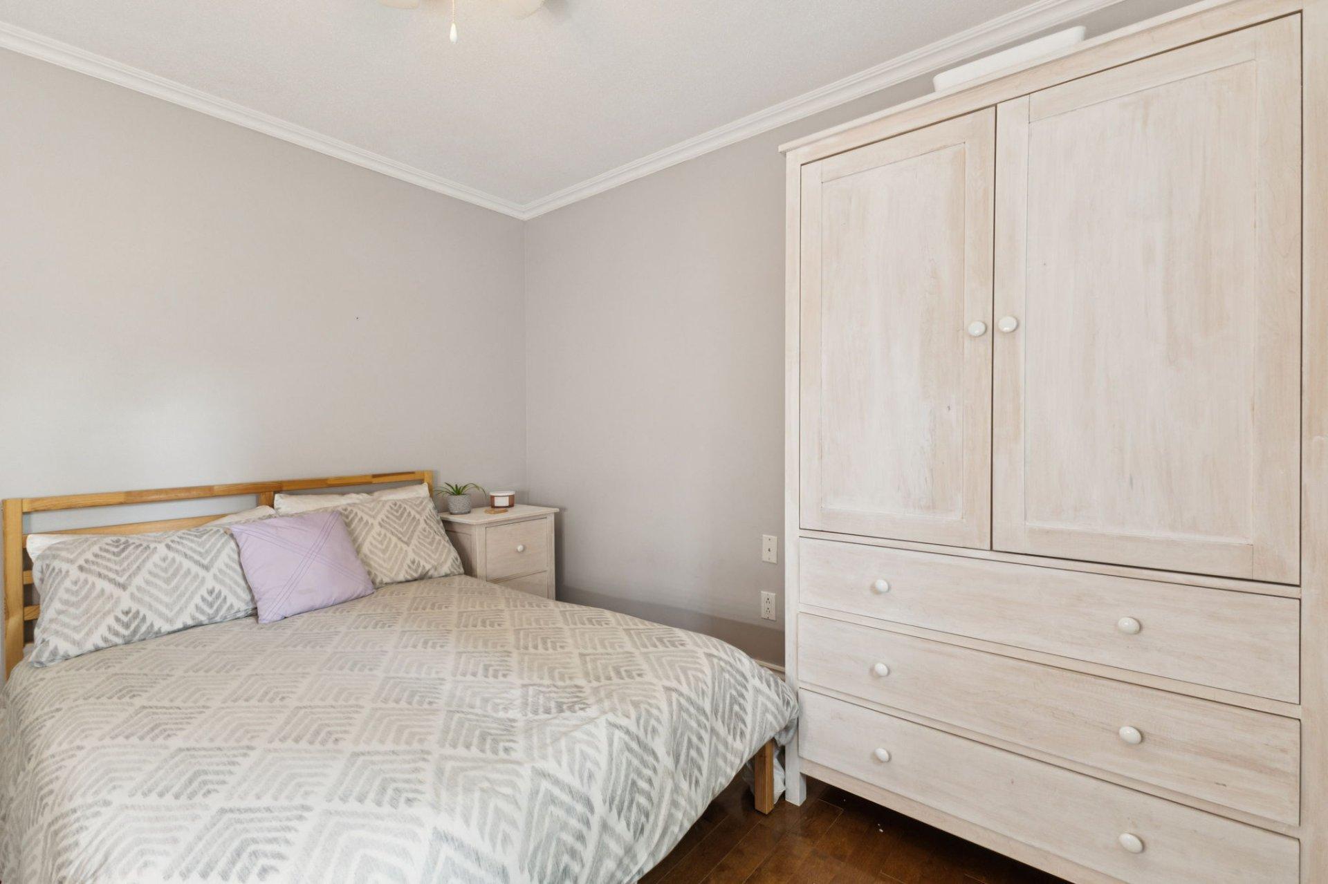 









45


Rue Tremblay

,
Gatineau (Buckingham),




QC
J8L3M7

