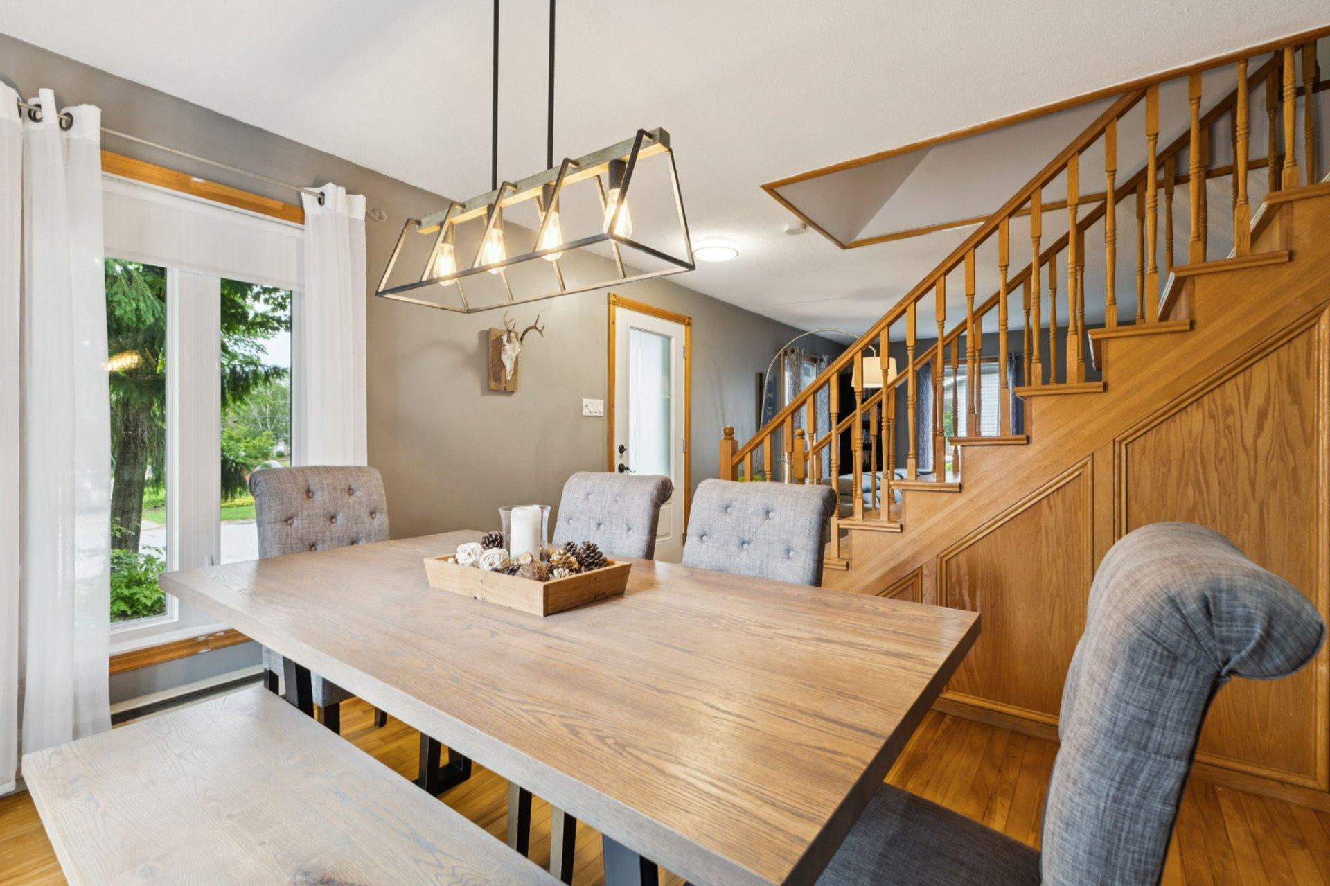 









45


Rue Tremblay

,
Gatineau (Buckingham),




QC
J8L3M7


