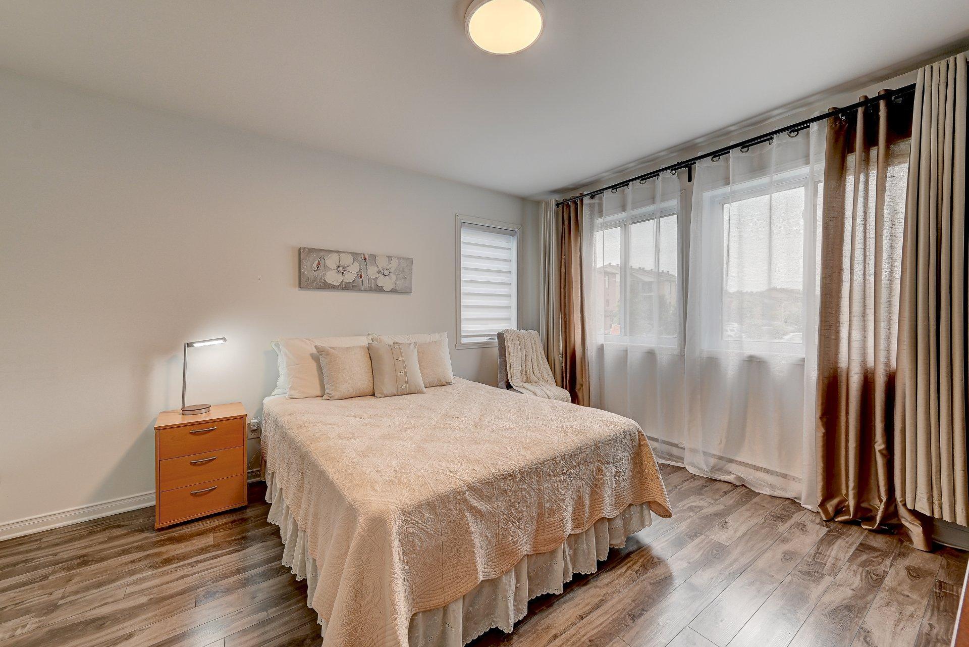









7280


Rue de Lunan

, 3,
Brossard,




QC
J4Y0R3

