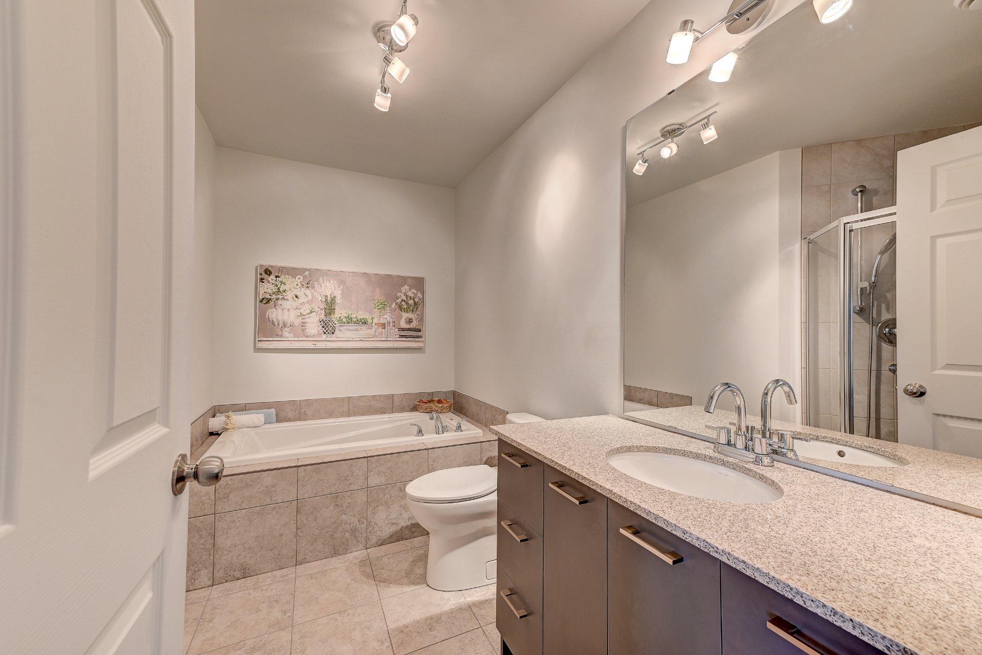 









7280


Rue de Lunan

, 3,
Brossard,




QC
J4Y0R3

