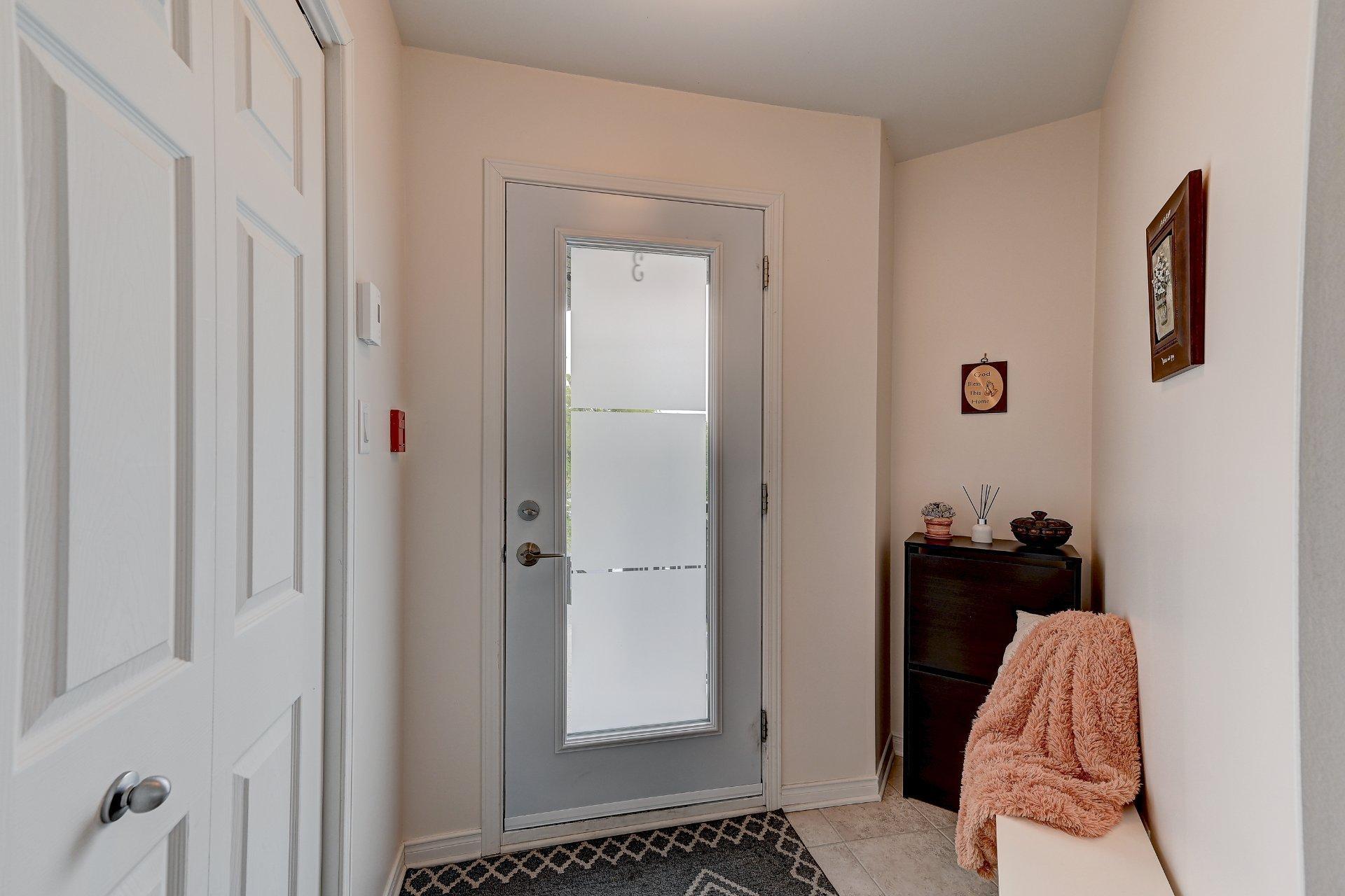 









7280


Rue de Lunan

, 3,
Brossard,




QC
J4Y0R3


