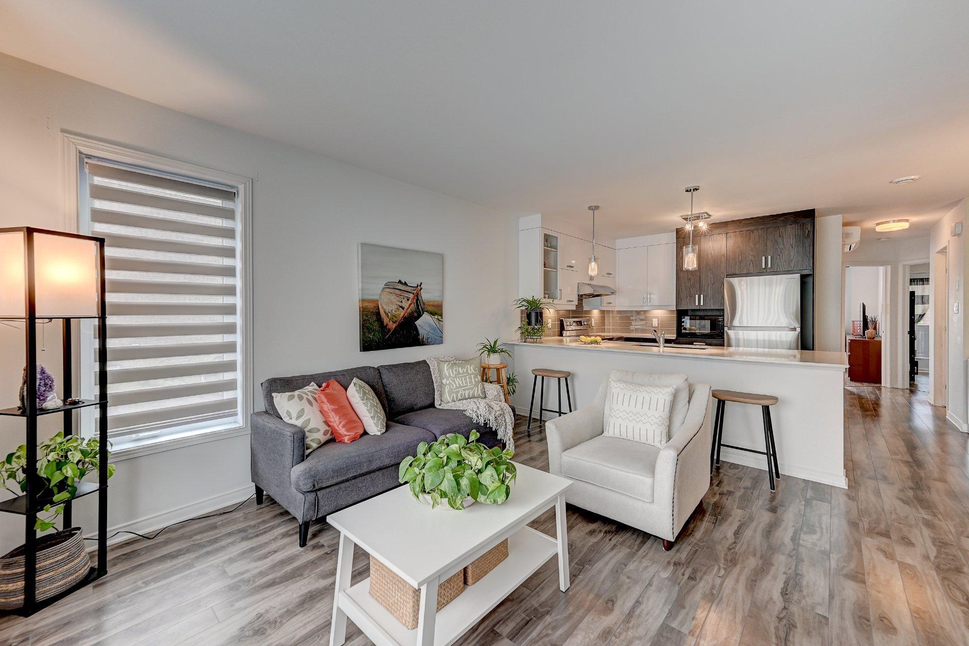 









7280


Rue de Lunan

, 3,
Brossard,




QC
J4Y0R3

