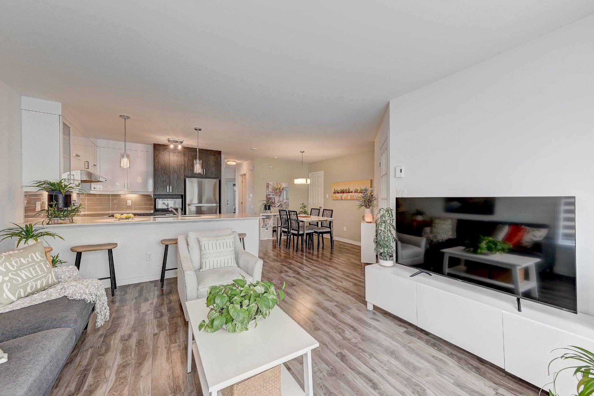 









7280


Rue de Lunan

, 3,
Brossard,




QC
J4Y0R3

