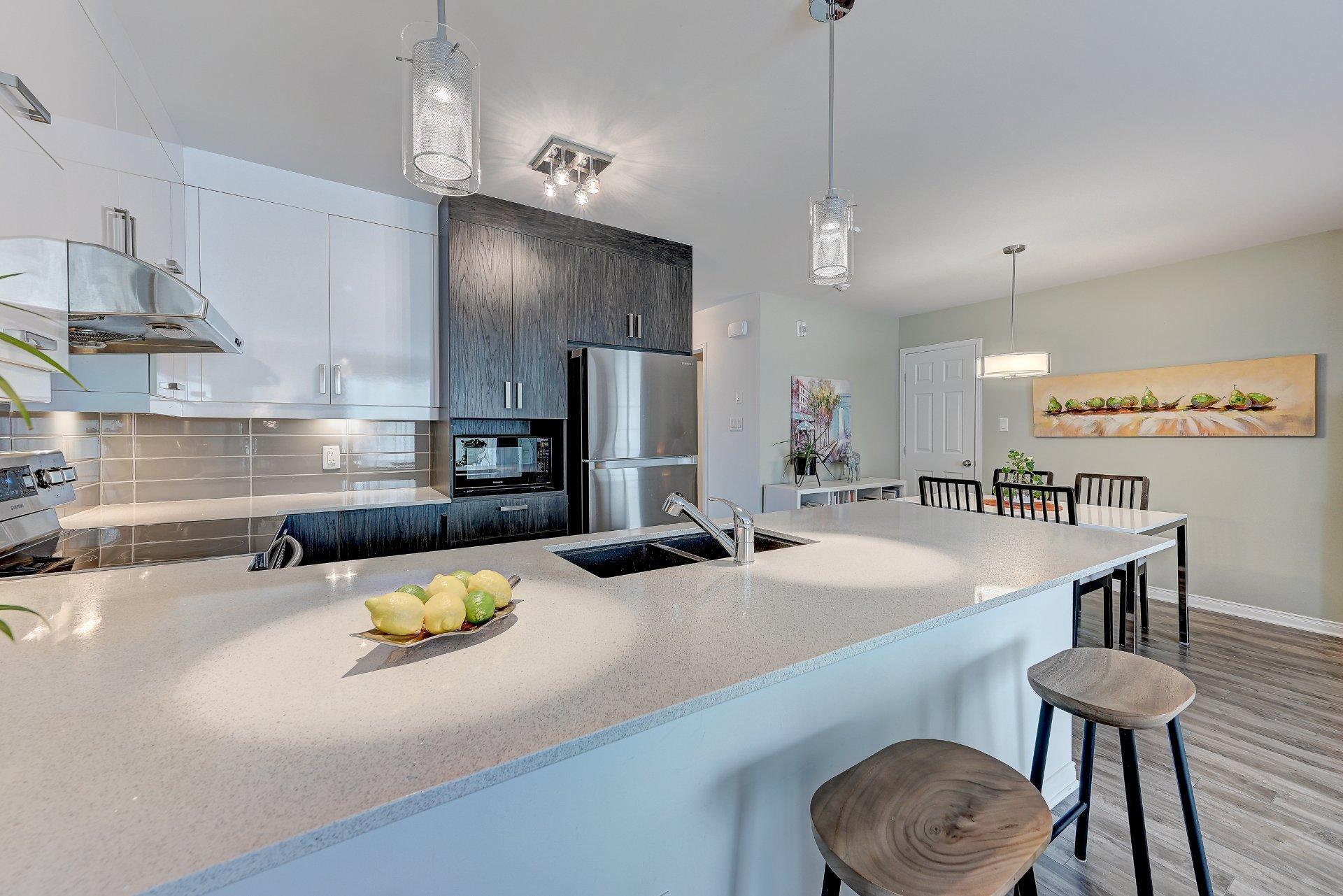 









7280


Rue de Lunan

, 3,
Brossard,




QC
J4Y0R3

