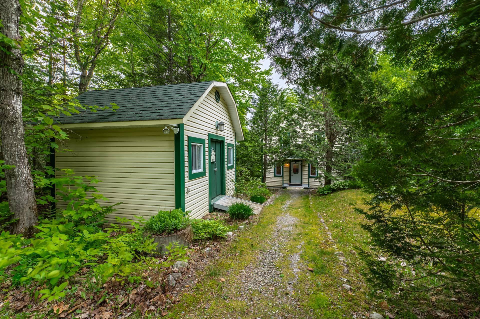 









265


Ch. des Deux-Lacs

,
Lantier,




QC
J0T1V0

