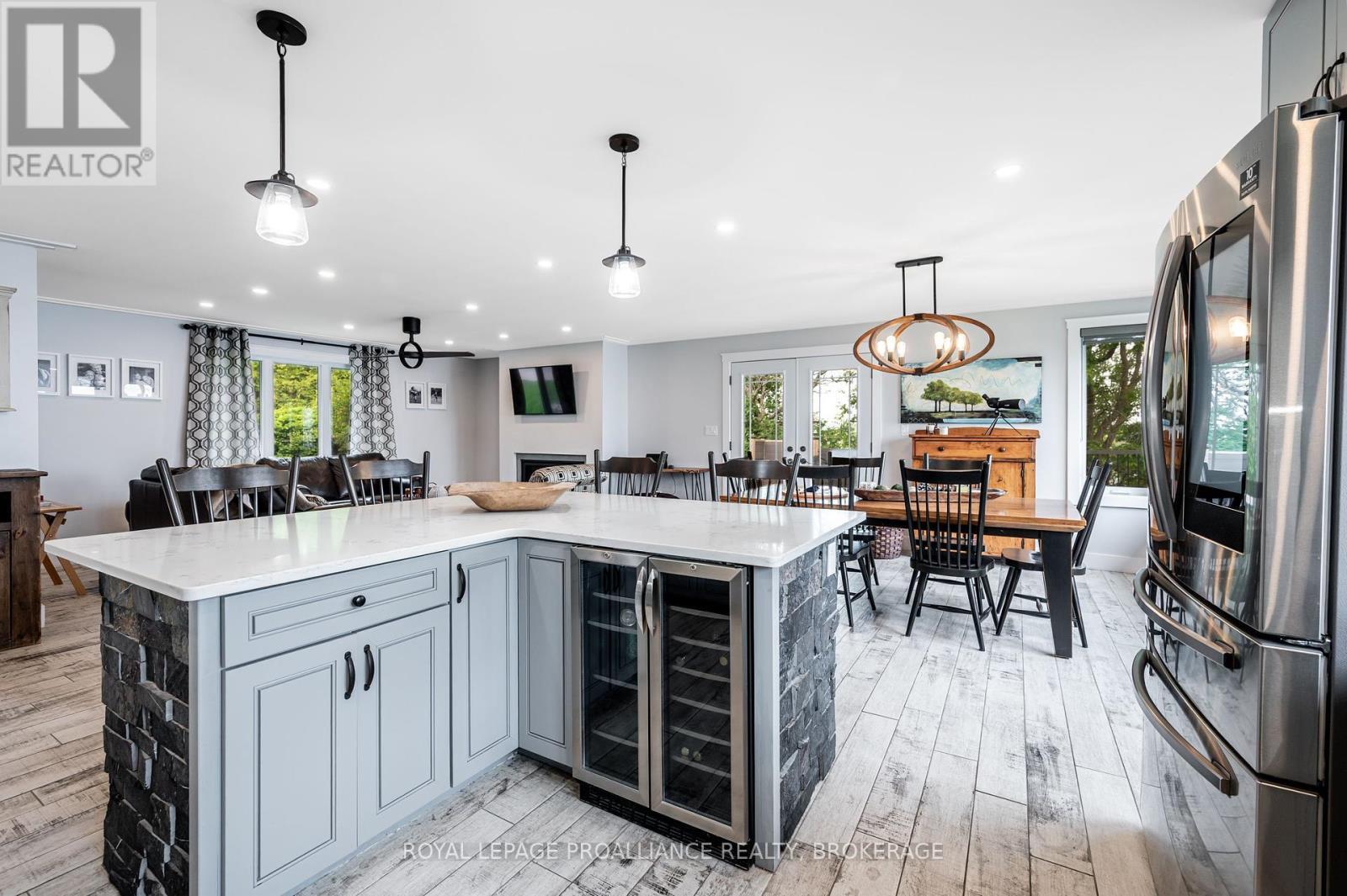 












39 RUDD AVENUE

,
Kingston (Kingston East (Incl CFB Kingston)),




Ontario
K7L4V1

