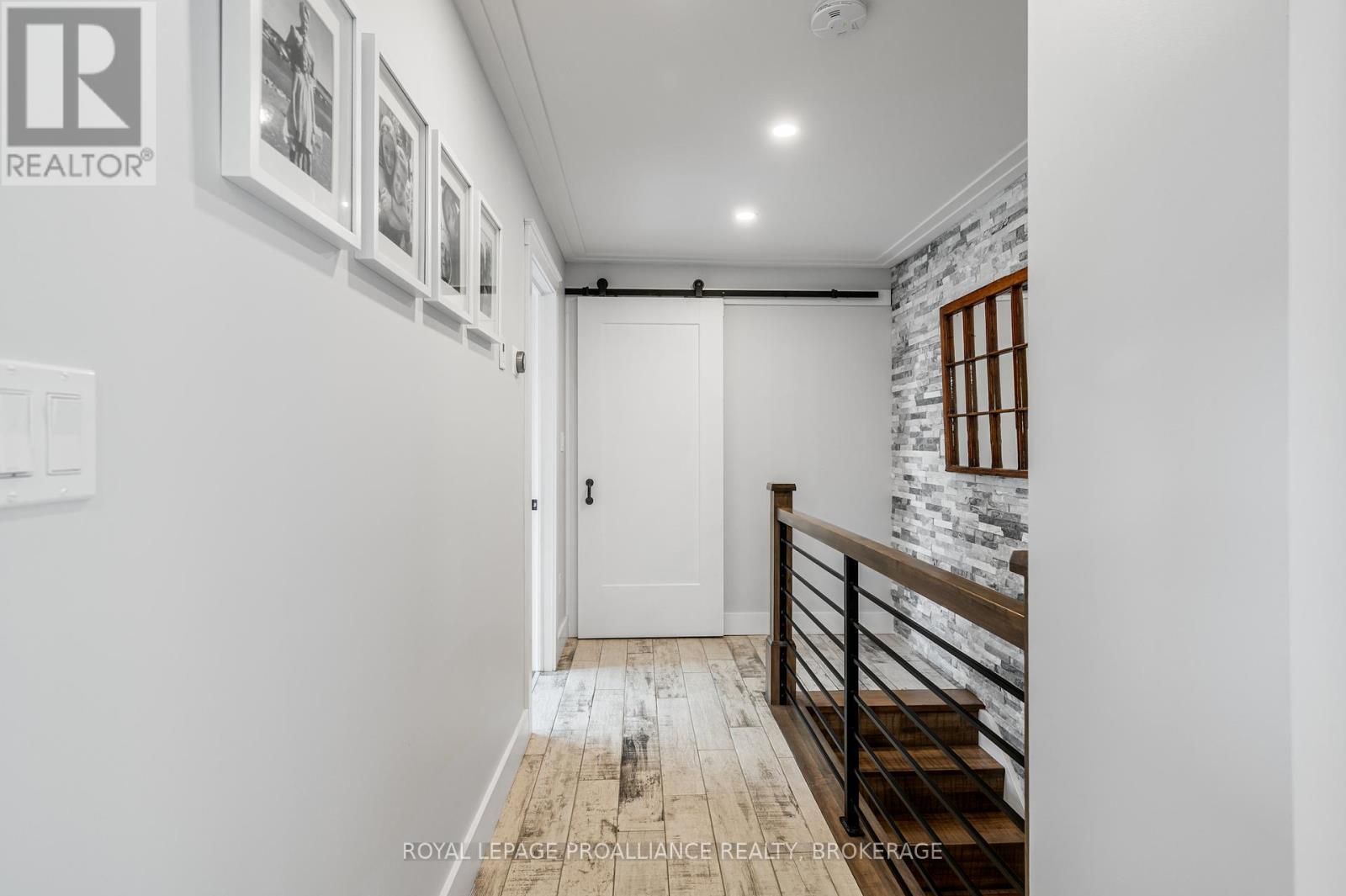 












39 RUDD AVENUE

,
Kingston (Kingston East (Incl CFB Kingston)),




Ontario
K7L4V1


