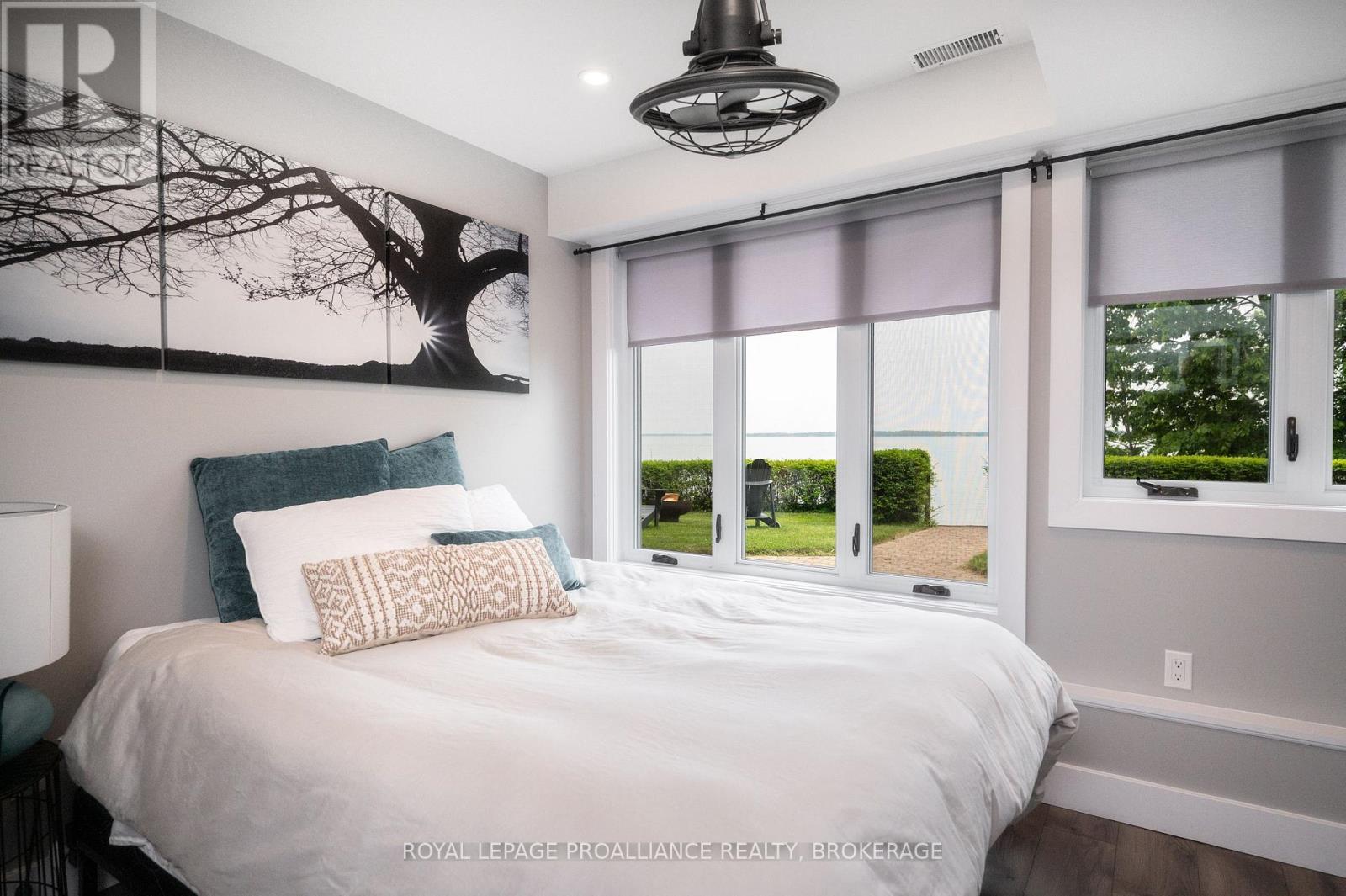 












39 RUDD AVENUE

,
Kingston (Kingston East (Incl CFB Kingston)),




Ontario
K7L4V1

