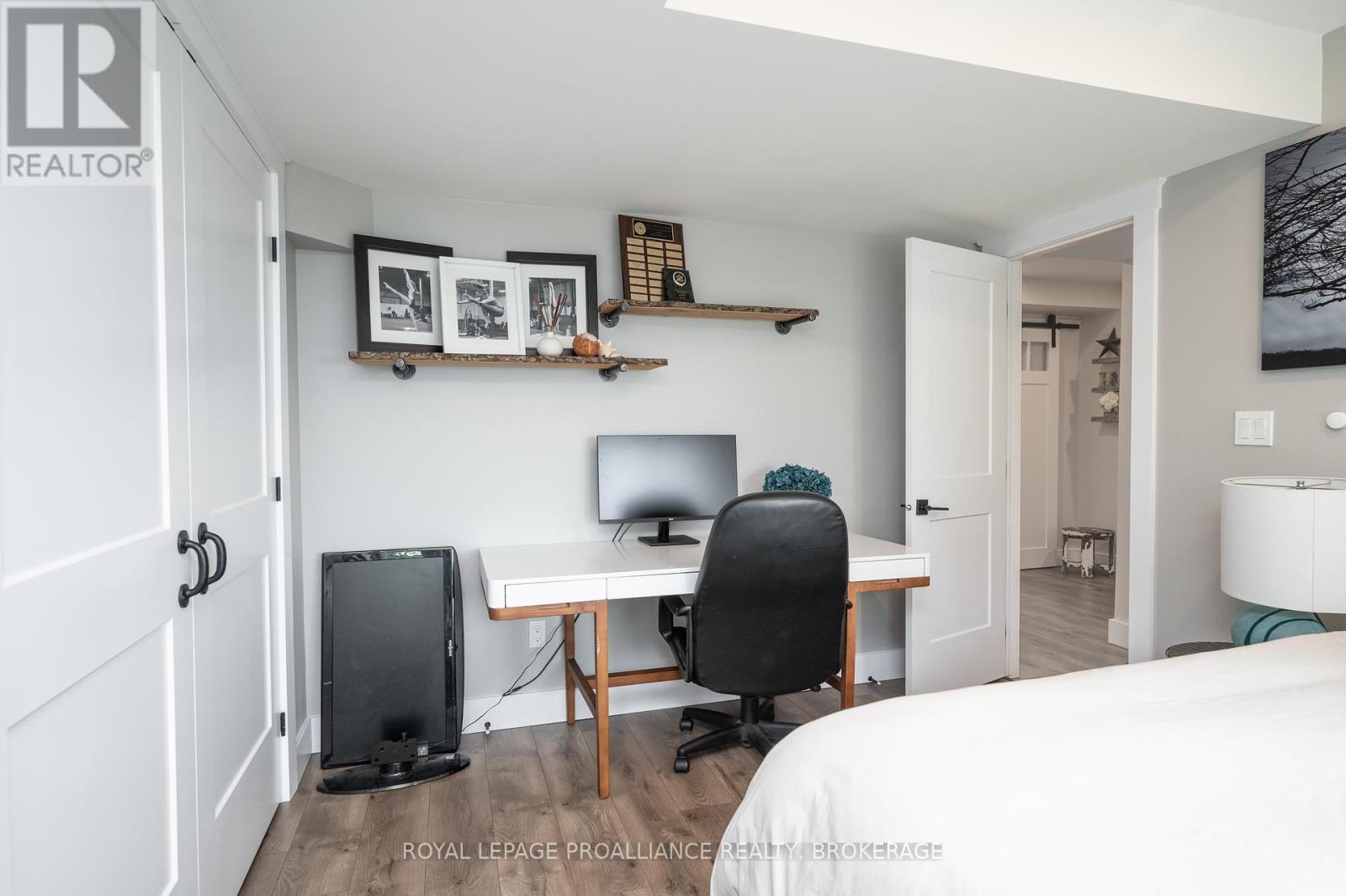 












39 RUDD AVENUE

,
Kingston (Kingston East (Incl CFB Kingston)),




Ontario
K7L4V1

