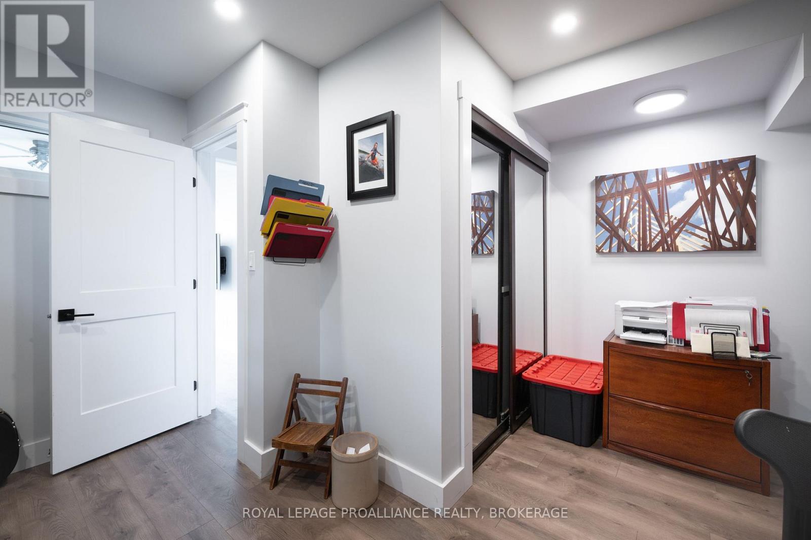 












39 RUDD AVENUE

,
Kingston (Kingston East (Incl CFB Kingston)),




Ontario
K7L4V1

