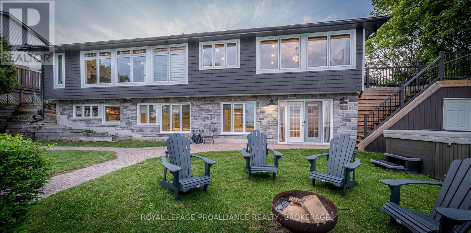












39 RUDD AVENUE

,
Kingston (Kingston East (Incl CFB Kingston)),




Ontario
K7L4V1

