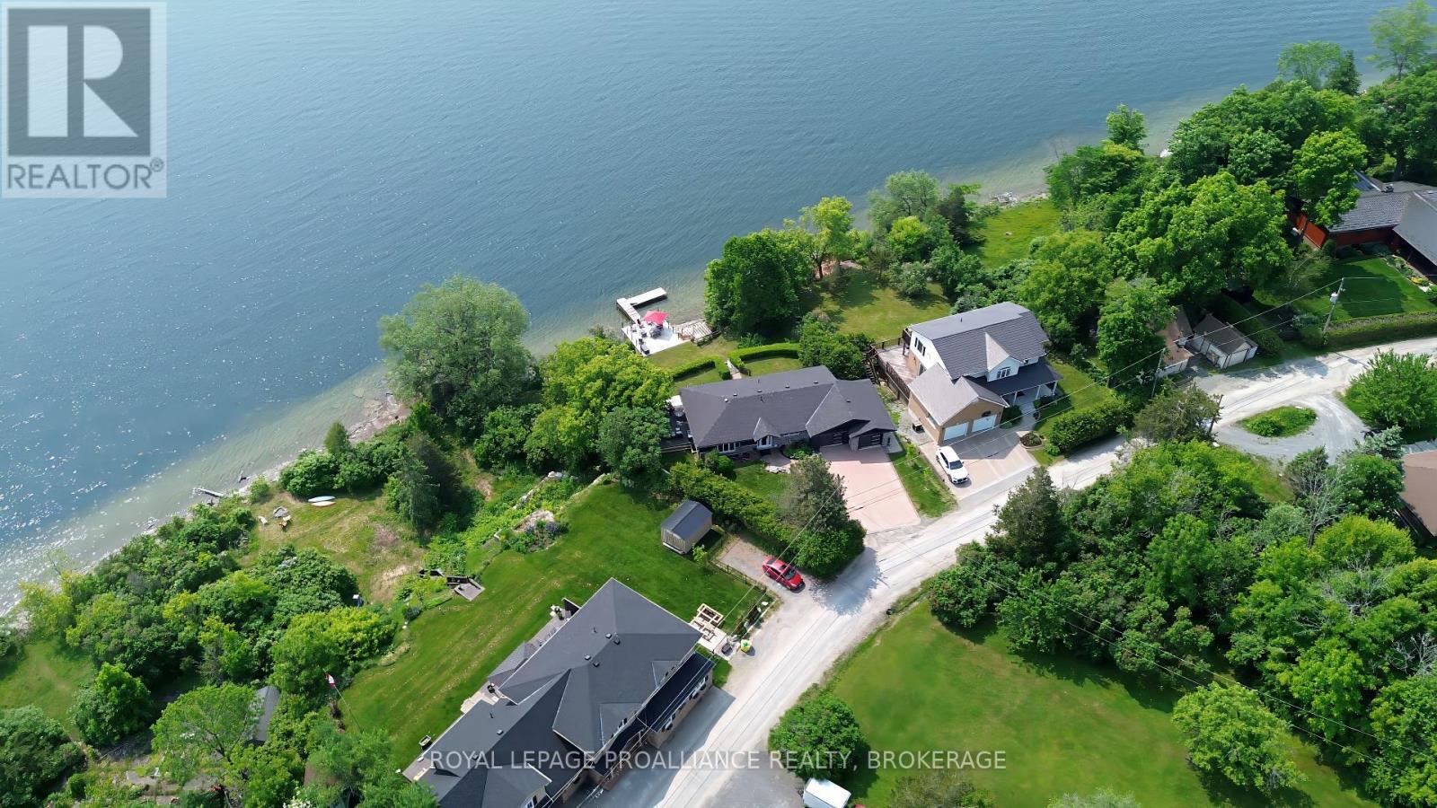 












39 RUDD AVENUE

,
Kingston (Kingston East (Incl CFB Kingston)),




Ontario
K7L4V1

