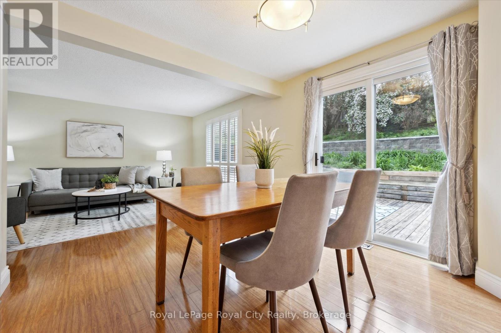 












407 OTTERBEIN ROAD

,
Kitchener,




Ontario
N2B3V8

