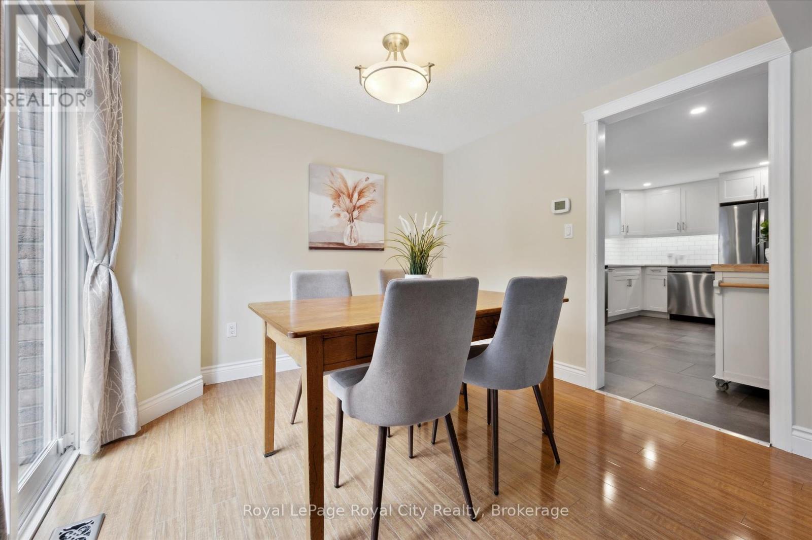 












407 OTTERBEIN ROAD

,
Kitchener,




Ontario
N2B3V8


