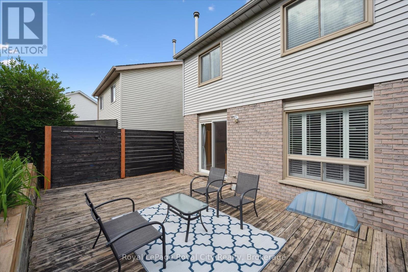 












407 OTTERBEIN ROAD

,
Kitchener,




Ontario
N2B3V8


