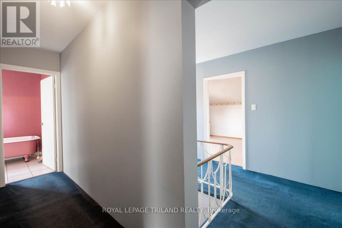 












258 MAIN STREET

,
Southwest Middlesex (Glencoe),




Ontario
N0L1M0

