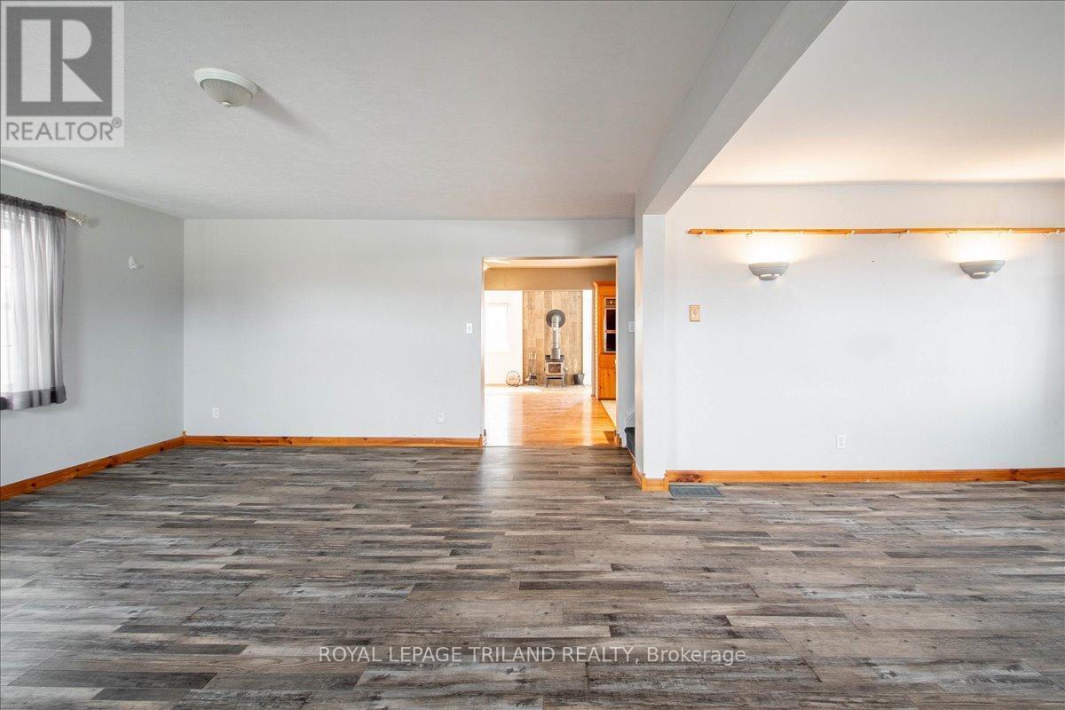 












258 MAIN STREET

,
Southwest Middlesex (Glencoe),




Ontario
N0L1M0

