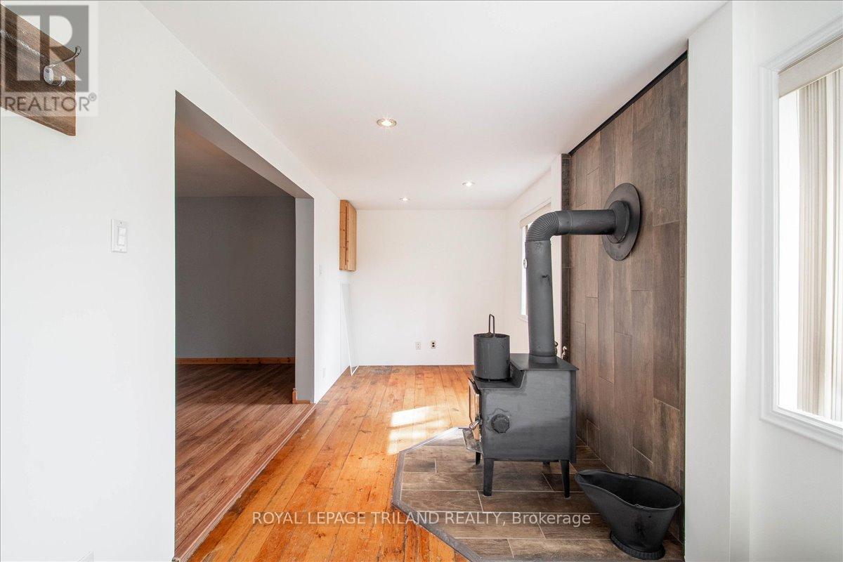 












258 MAIN STREET

,
Southwest Middlesex (Glencoe),




Ontario
N0L1M0


