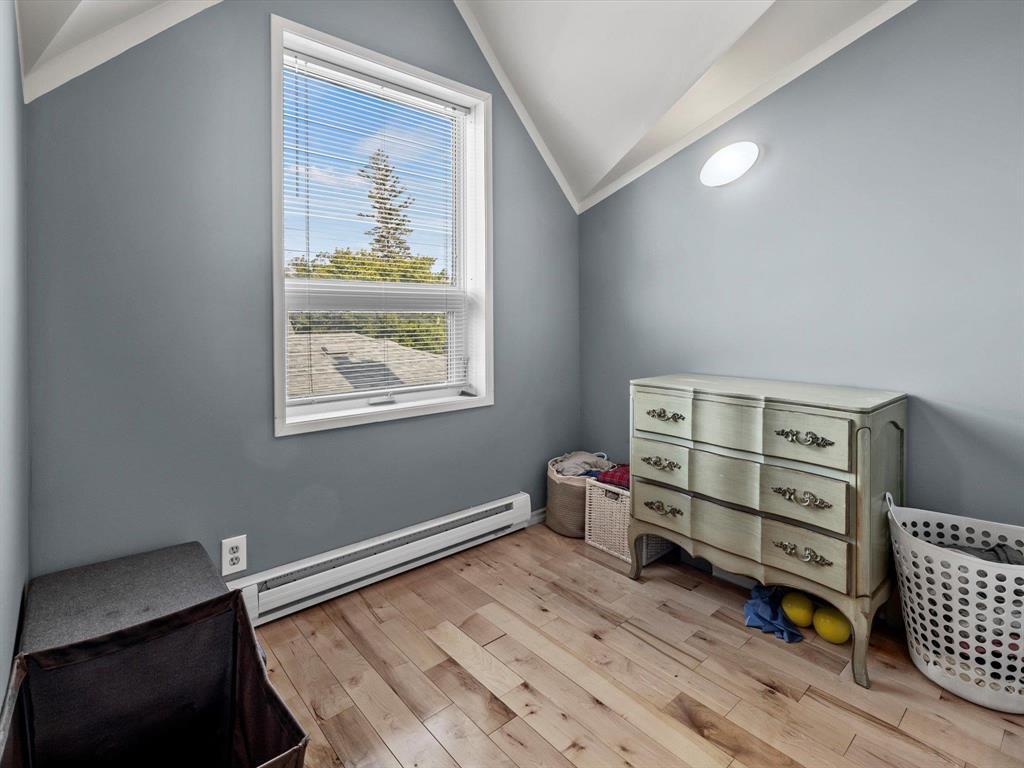 












909 McMillan Avenue

,
Winnipeg,




Manitoba
R3M0V9

