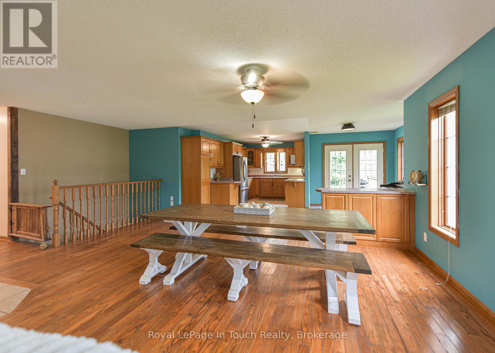












5 EARLS COURT

,
Severn (Coldwater),




Ontario
L0K1E0

