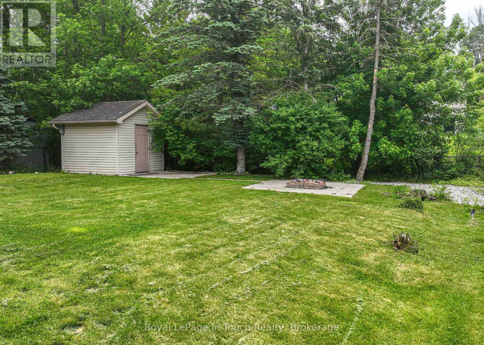 












5 EARLS COURT

,
Severn (Coldwater),




Ontario
L0K1E0

