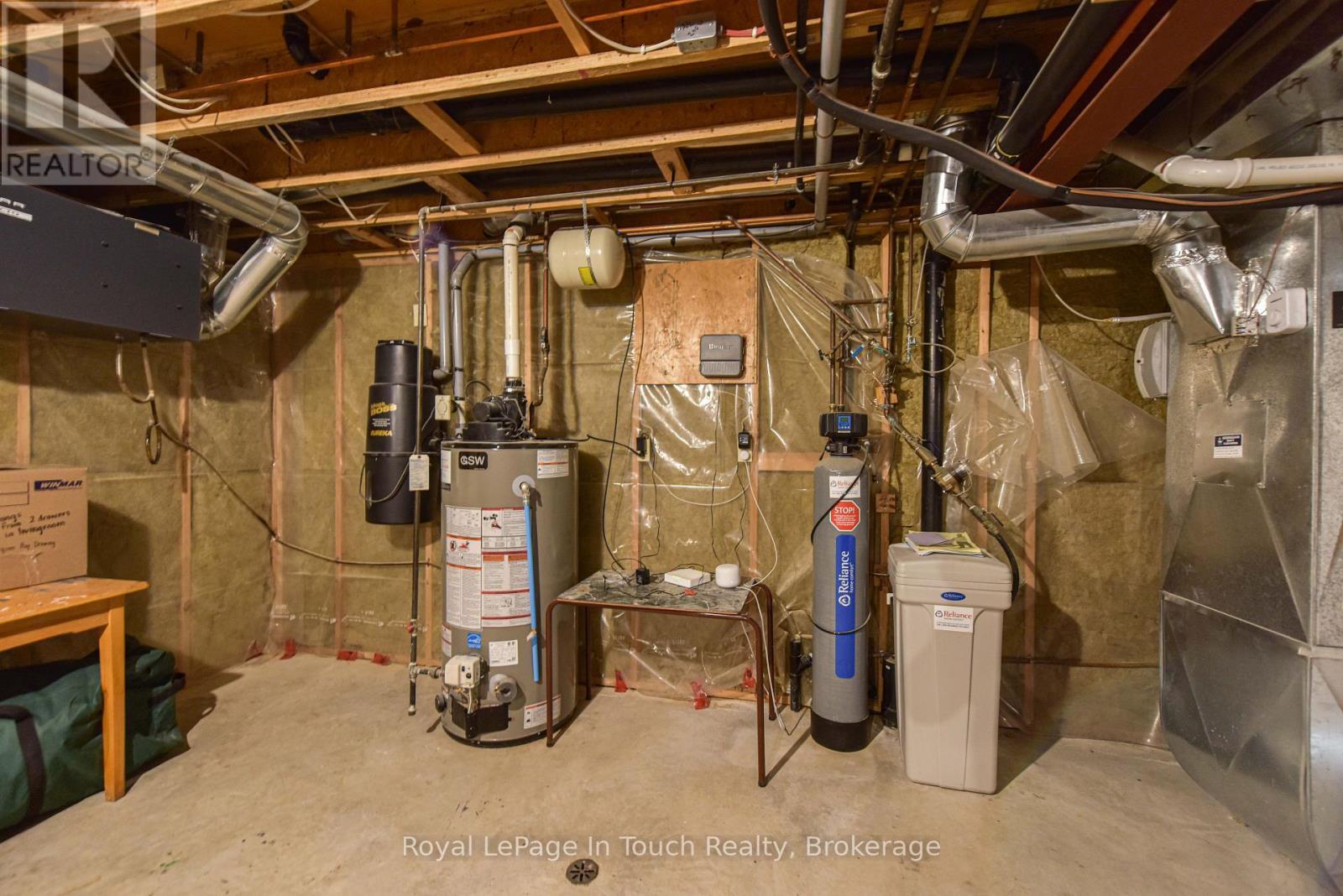 












5 EARLS COURT

,
Severn (Coldwater),




Ontario
L0K1E0

