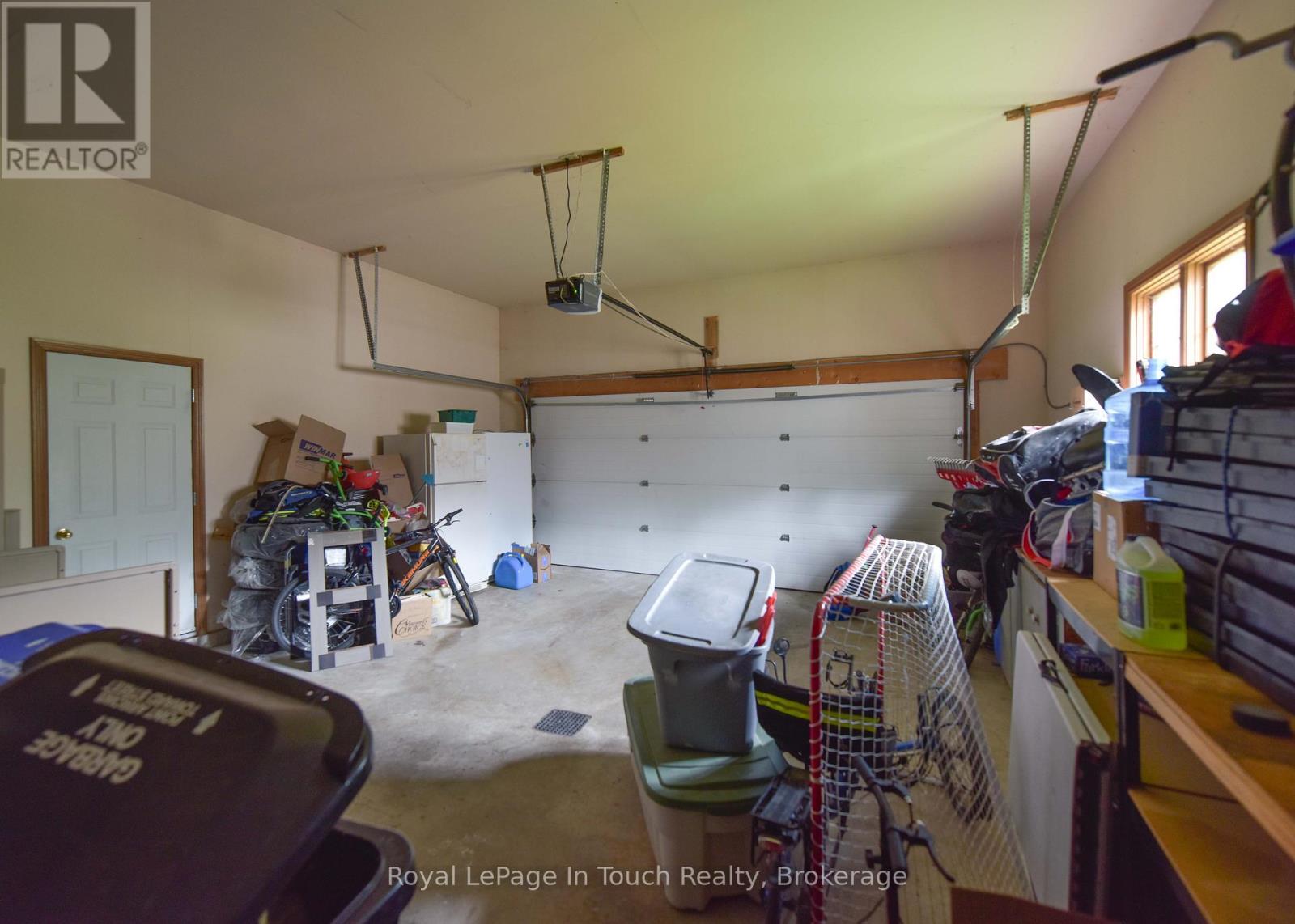 












5 EARLS COURT

,
Severn (Coldwater),




Ontario
L0K1E0

