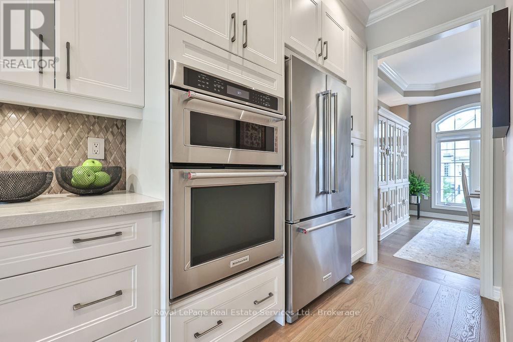 












34 - 2400 NEYAGAWA BOULEVARD

,
Oakville (RO River Oaks),




Ontario
L6H7P5

