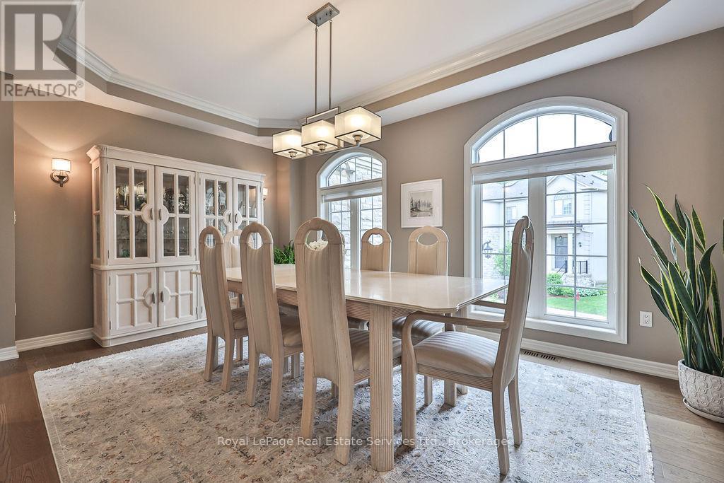 












34 - 2400 NEYAGAWA BOULEVARD

,
Oakville (RO River Oaks),




Ontario
L6H7P5

