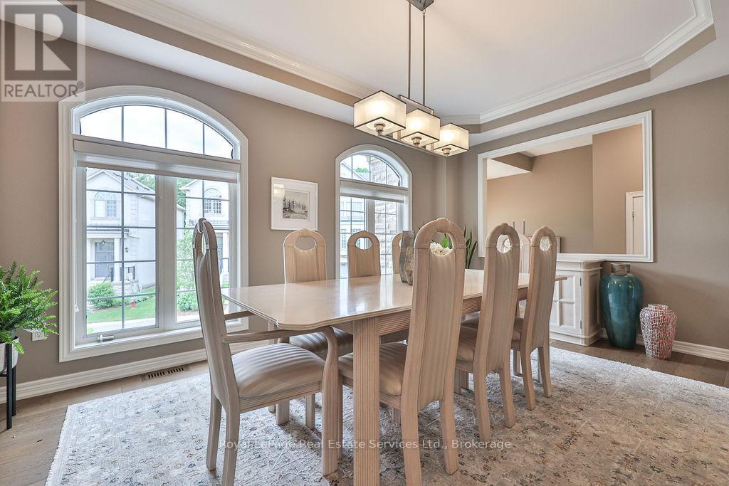 












34 - 2400 NEYAGAWA BOULEVARD

,
Oakville (RO River Oaks),




Ontario
L6H7P5

