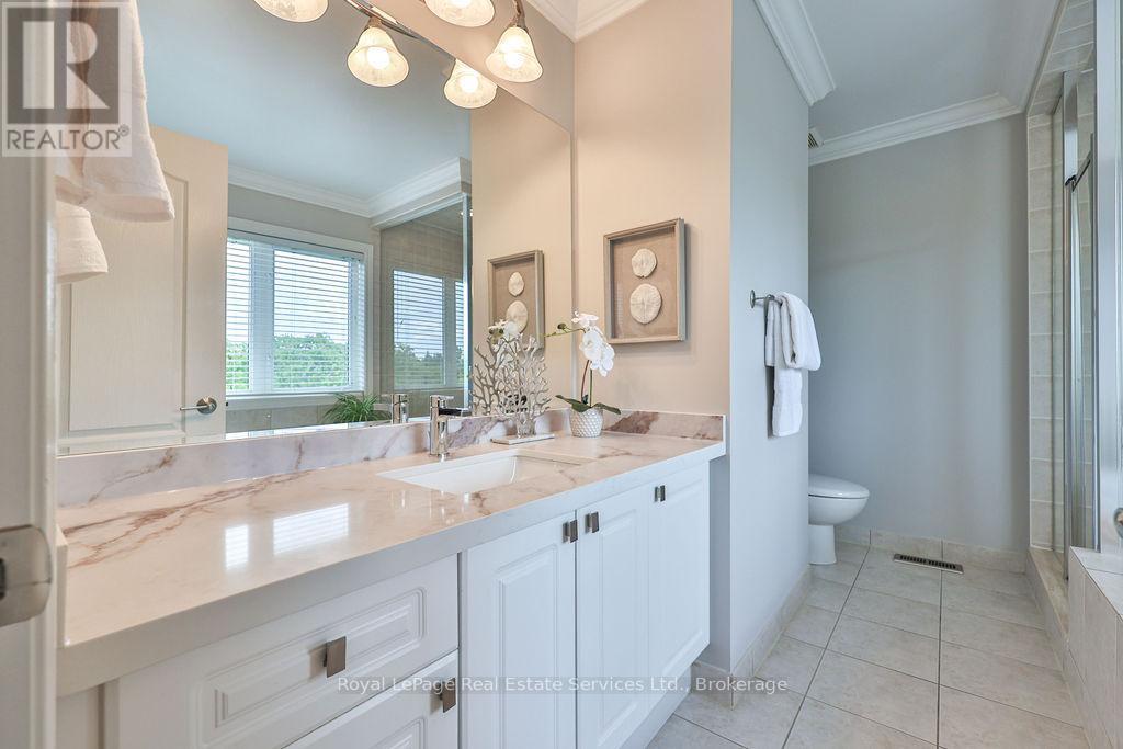 












34 - 2400 NEYAGAWA BOULEVARD

,
Oakville (RO River Oaks),




Ontario
L6H7P5

