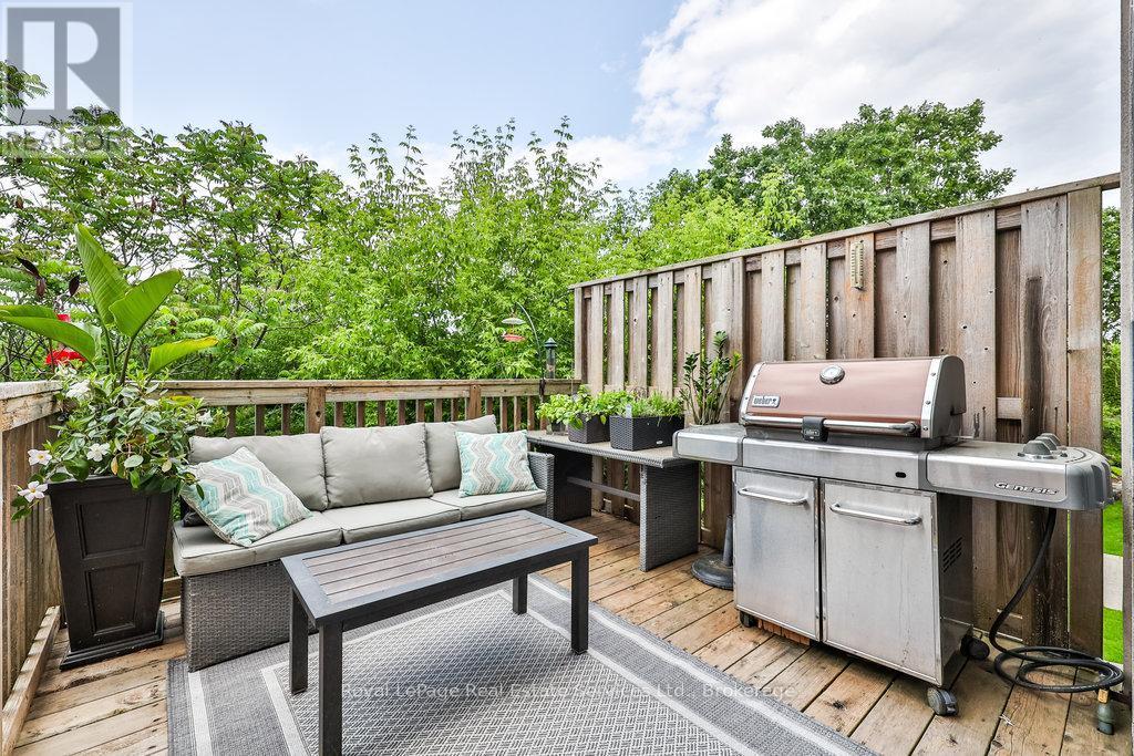 












34 - 2400 NEYAGAWA BOULEVARD

,
Oakville (RO River Oaks),




Ontario
L6H7P5

