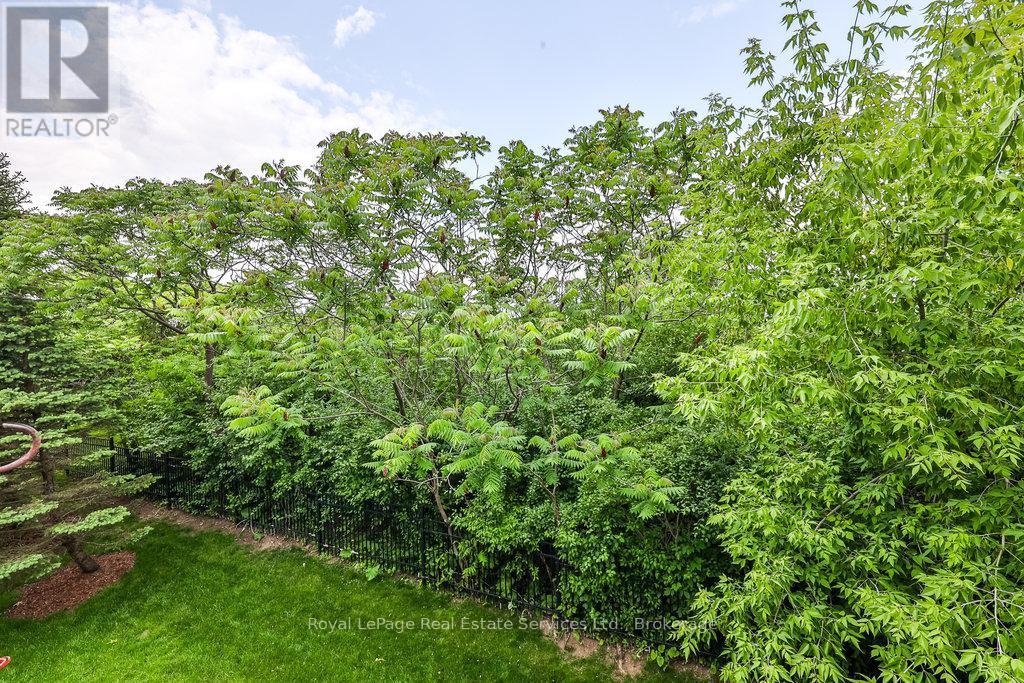 












34 - 2400 NEYAGAWA BOULEVARD

,
Oakville (RO River Oaks),




Ontario
L6H7P5

