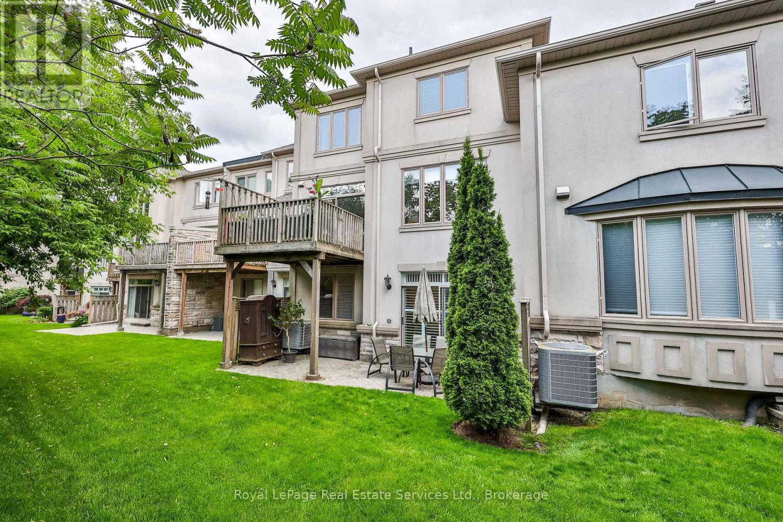 












34 - 2400 NEYAGAWA BOULEVARD

,
Oakville (RO River Oaks),




Ontario
L6H7P5

