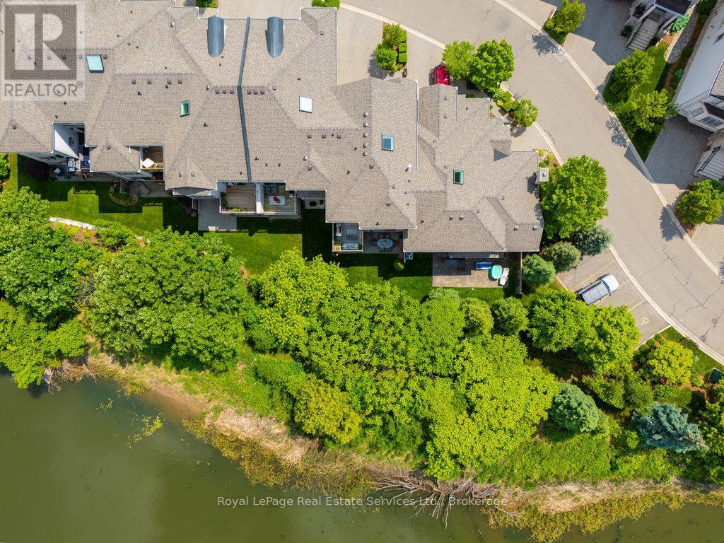 












34 - 2400 NEYAGAWA BOULEVARD

,
Oakville (RO River Oaks),




Ontario
L6H7P5

