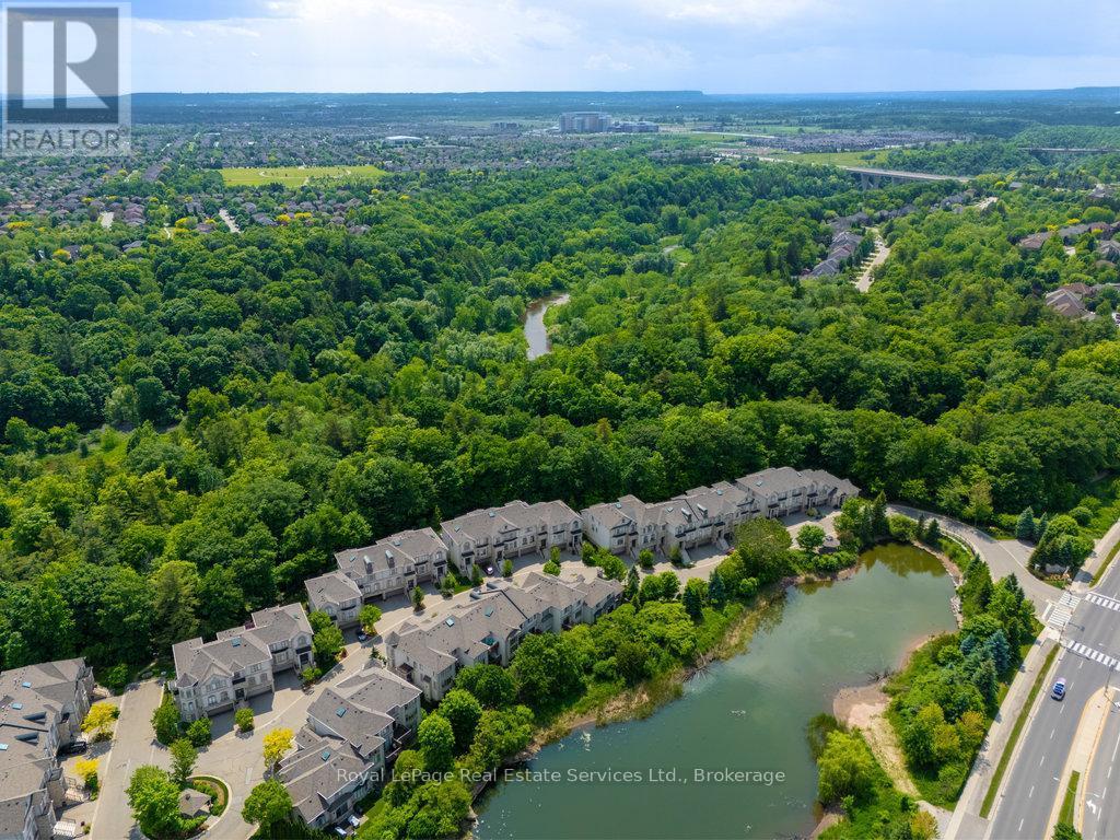 












34 - 2400 NEYAGAWA BOULEVARD

,
Oakville (RO River Oaks),




Ontario
L6H7P5

