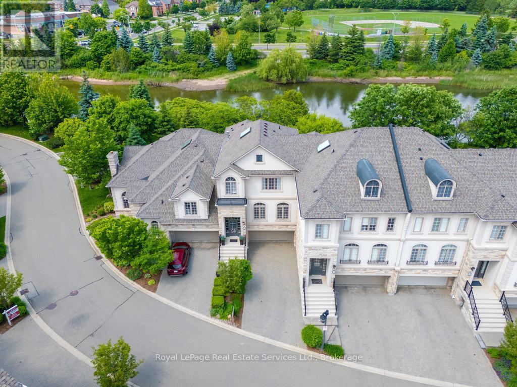 












34 - 2400 NEYAGAWA BOULEVARD

,
Oakville (RO River Oaks),




Ontario
L6H7P5

