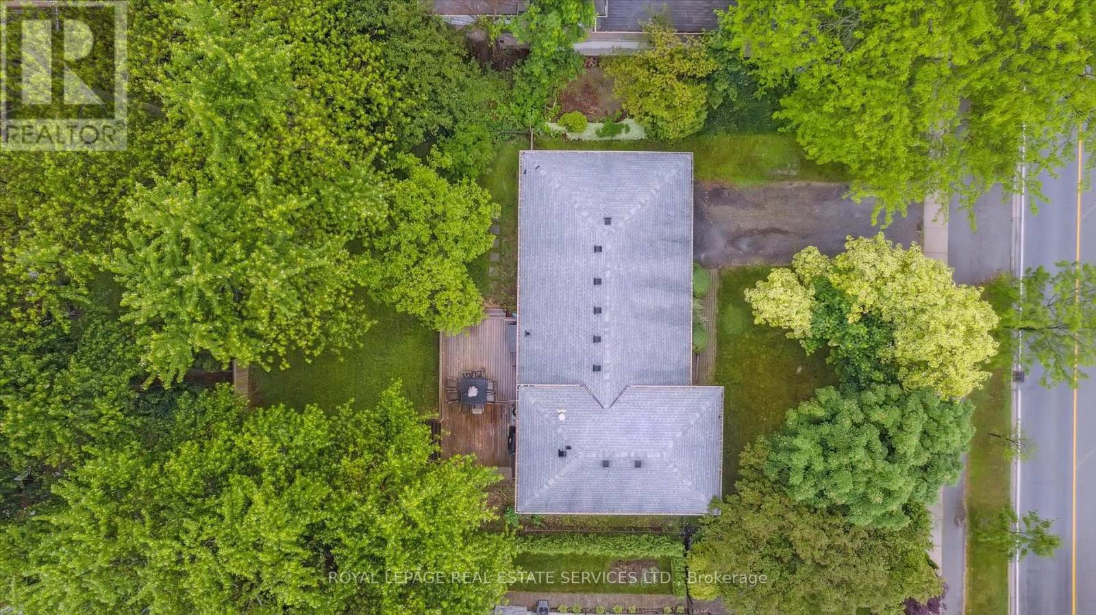 












2138 REBECCA STREET

,
Oakville,




Ontario
L6L2A5

