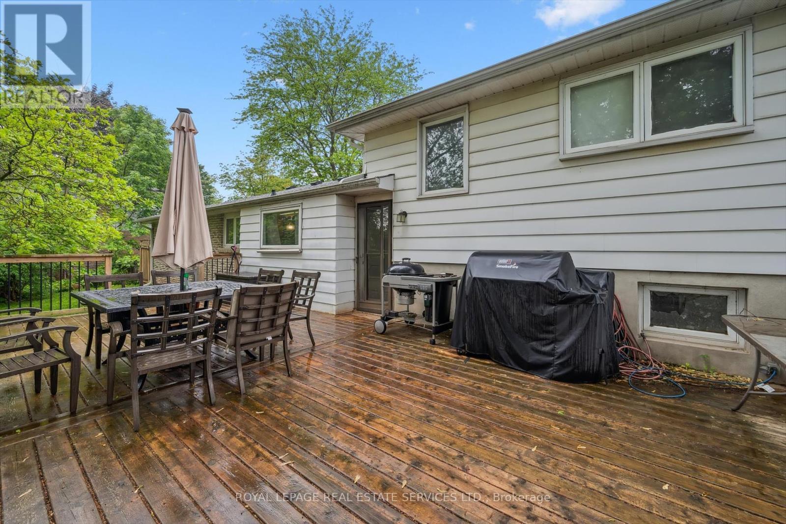 












2138 REBECCA STREET

,
Oakville,




Ontario
L6L2A5

