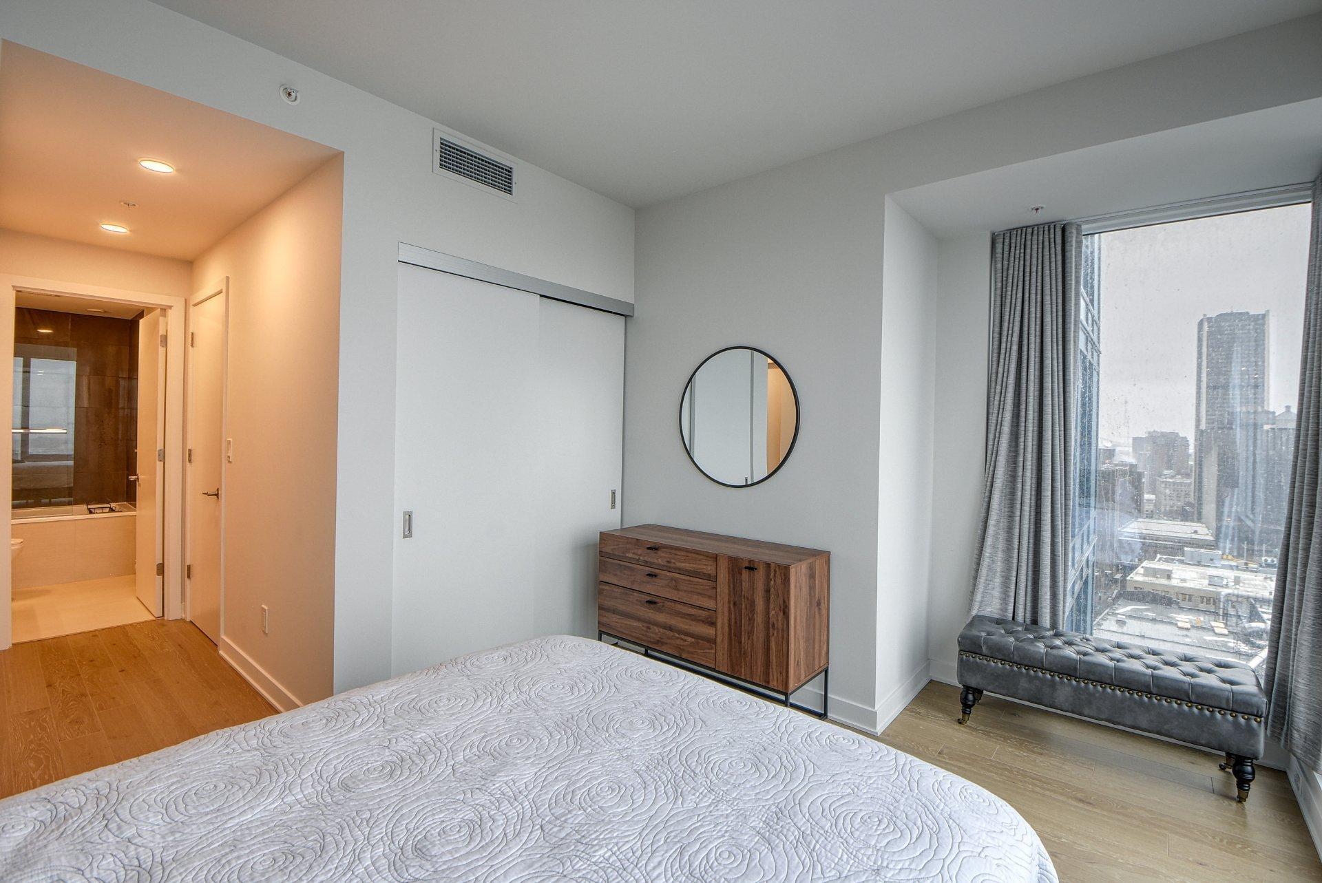 









1188


Rue St-Antoine O.

, 2602,
Montréal (Ville-Marie),




QC
H3C1B4

