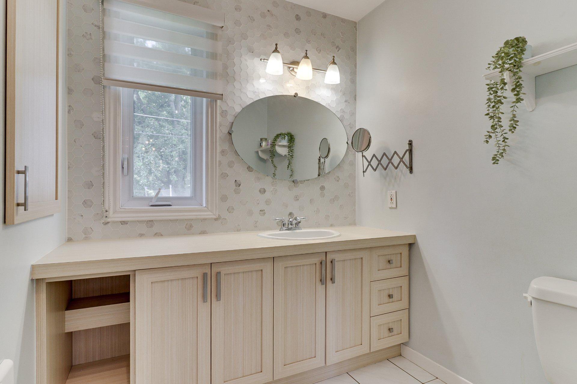 









40


Rue Émile

,
Lanoraie,




QC
J0K1E0

