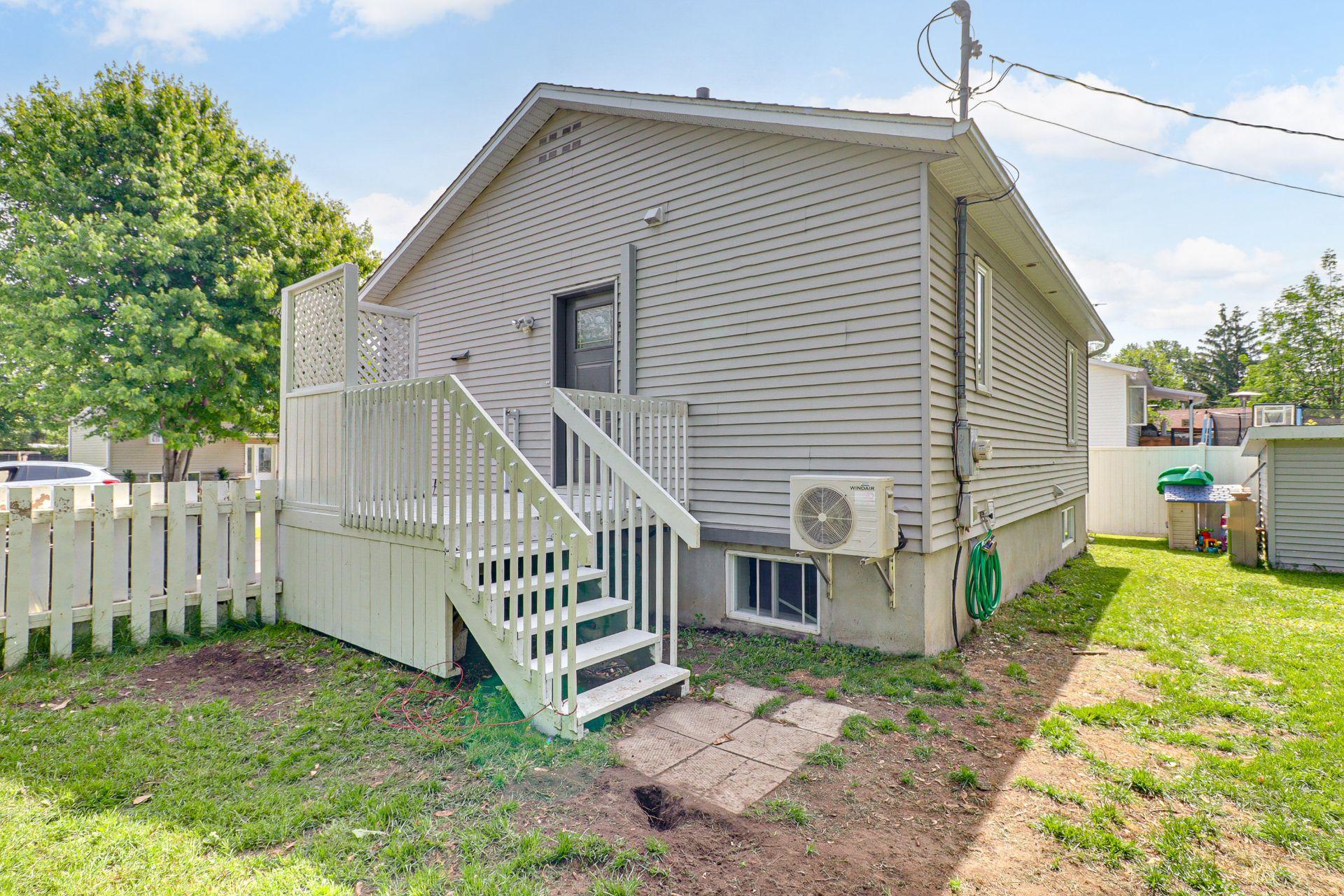 









40


Rue Émile

,
Lanoraie,




QC
J0K1E0

