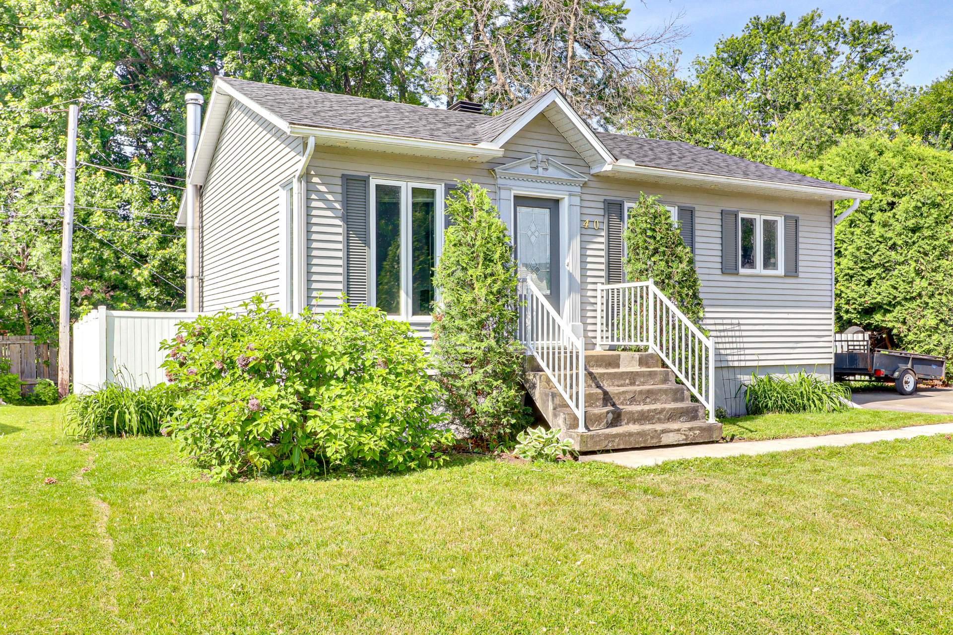 









40


Rue Émile

,
Lanoraie,




QC
J0K1E0

