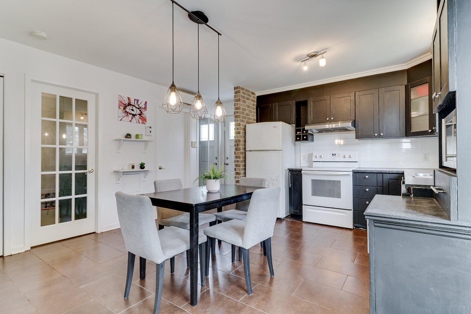 









40


Rue Émile

,
Lanoraie,




QC
J0K1E0

