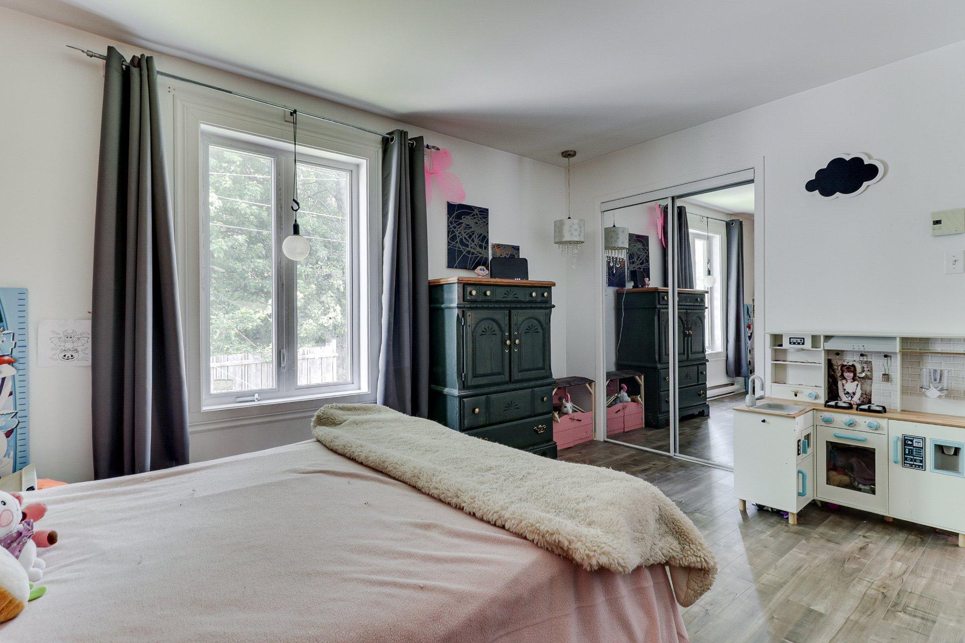 









40


Rue Émile

,
Lanoraie,




QC
J0K1E0

