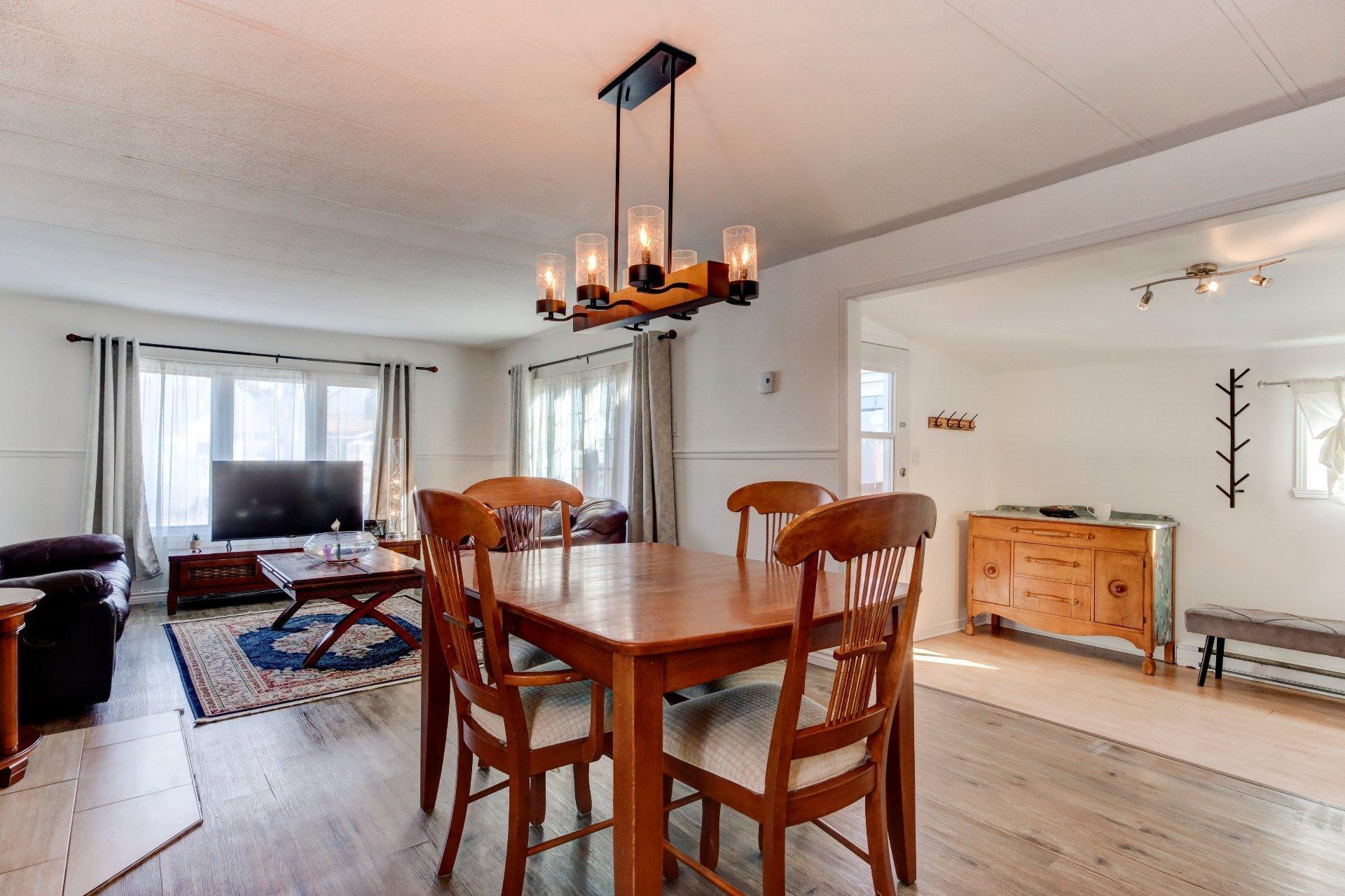 









3950


Boul. Sir-Wilfrid-Laurier

, 139,
Longueuil (Saint-Hubert),




QC
J3Y5Y9

