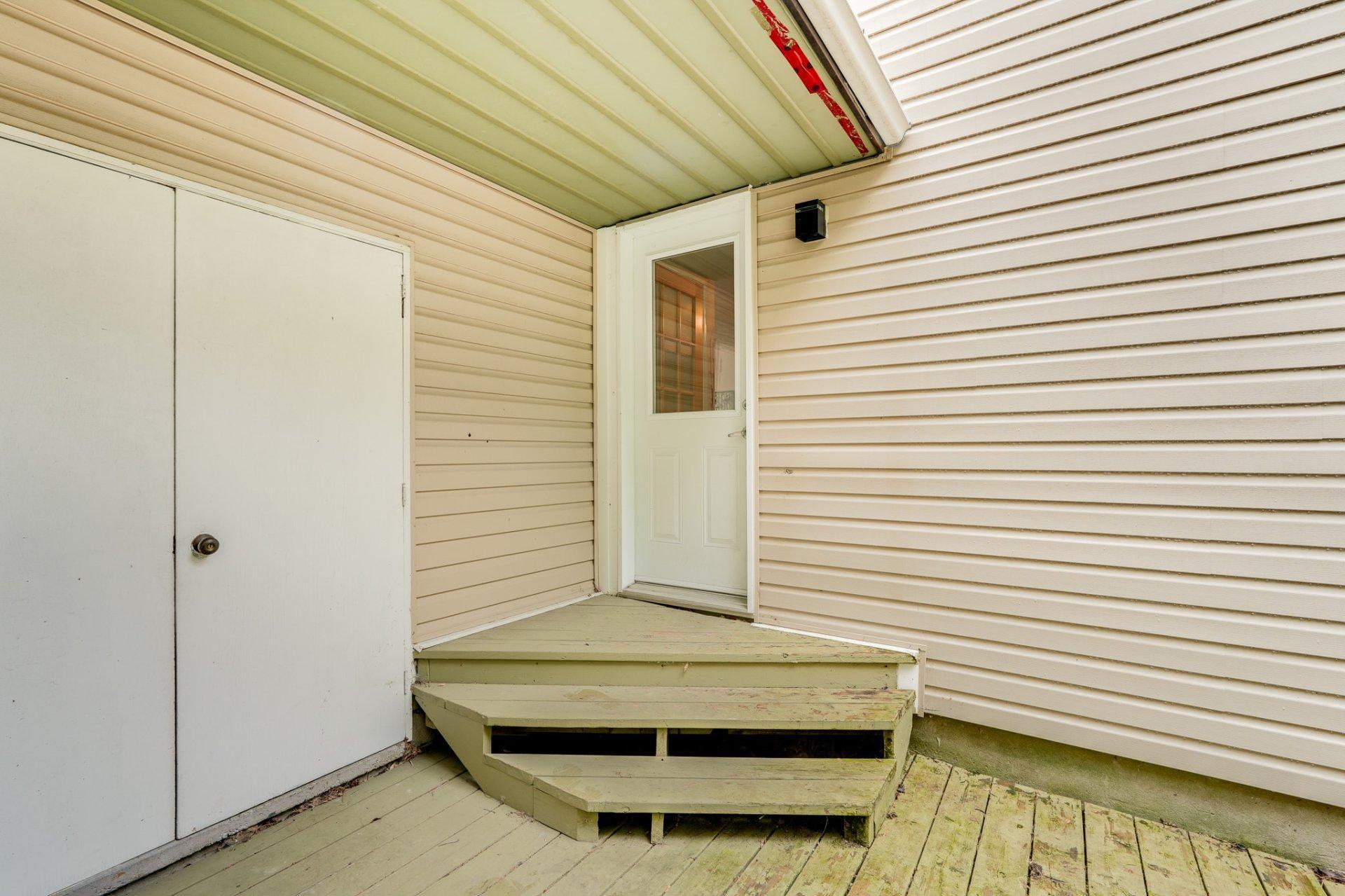 









289


Rue R.-Rollin

,
Gatineau (Gatineau),




QC
J8R1C6

