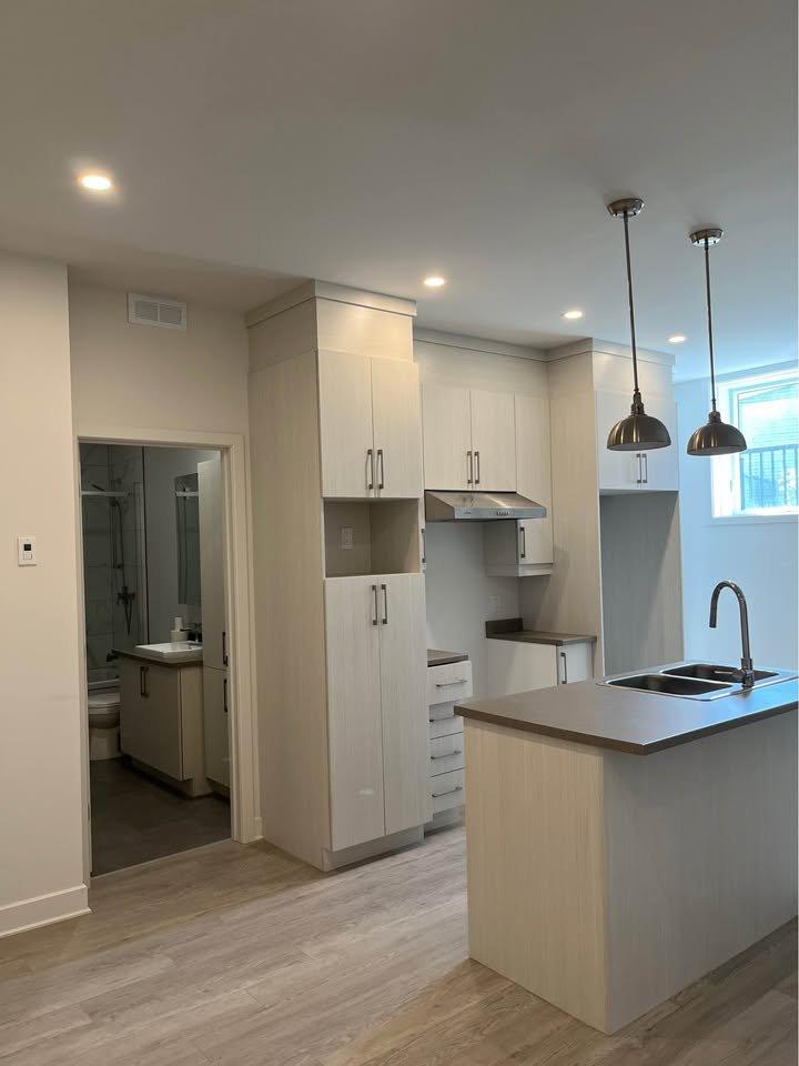 









225


Boul. de Maple Grove

, 002,
Beauharnois,




QC
J6N1L4

