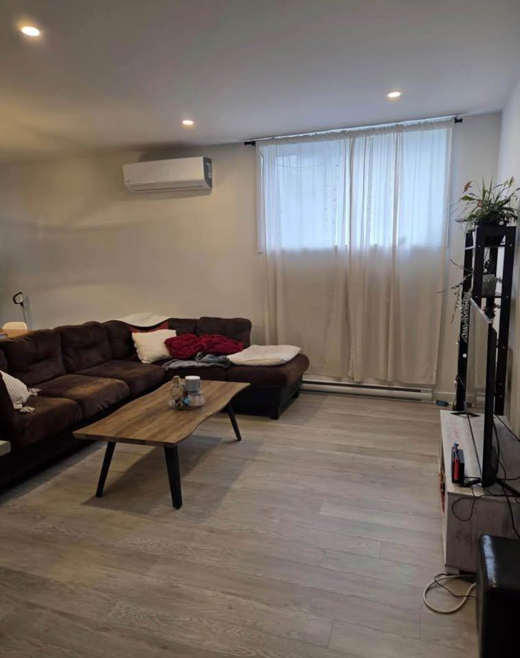 









225


Boul. de Maple Grove

, 001,
Beauharnois,




QC
J6N1L4

